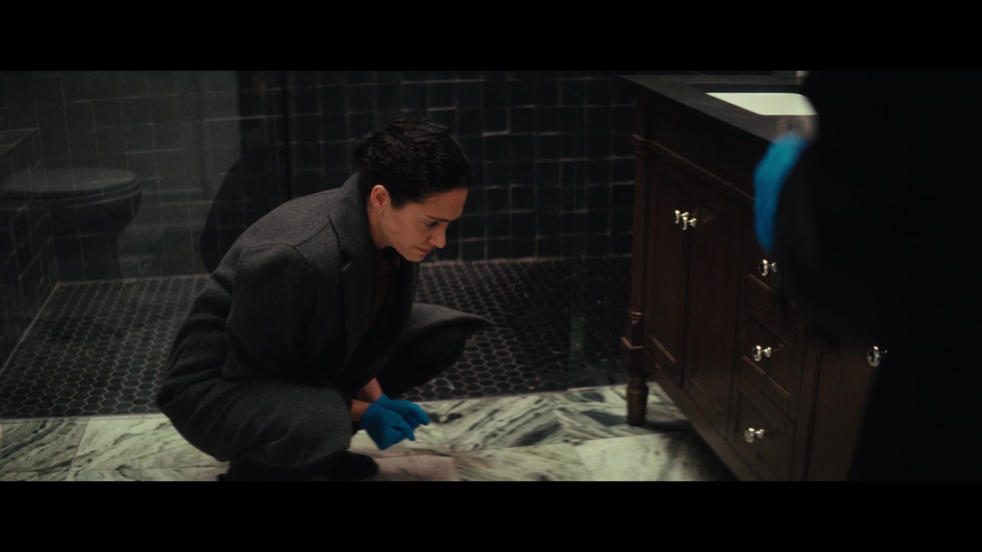 Furious_S01E01_The_Gorgon_1080p_ERW_001609.jpg