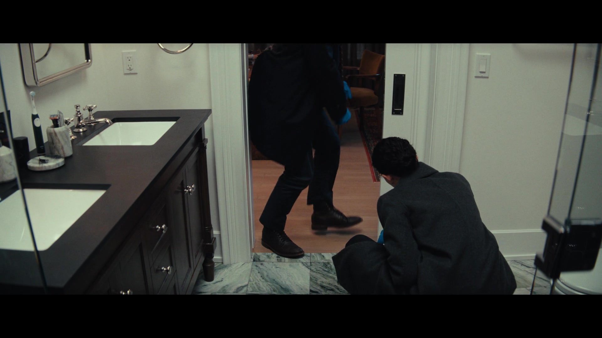 Furious_S01E01_The_Gorgon_1080p_ERW_001664.jpg