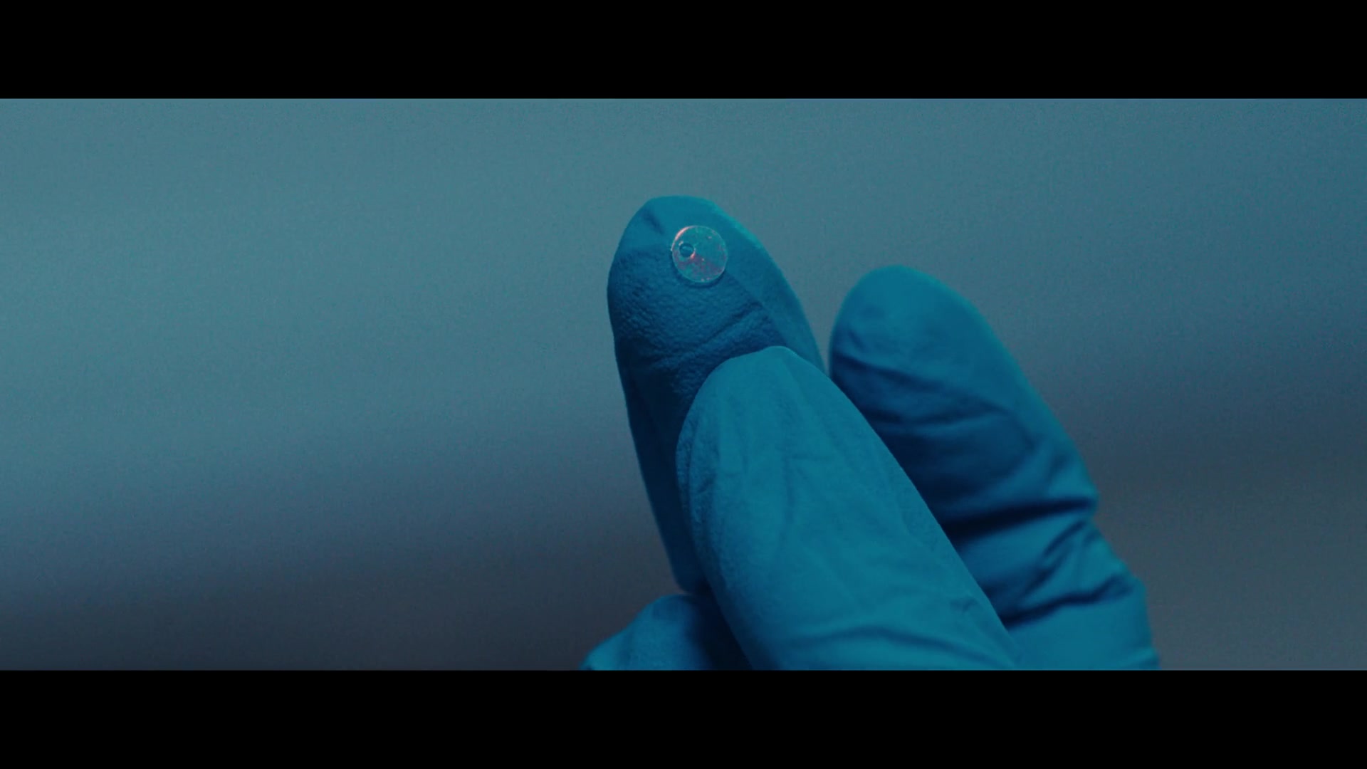 Furious_S01E01_The_Gorgon_1080p_ERW_001714.jpg