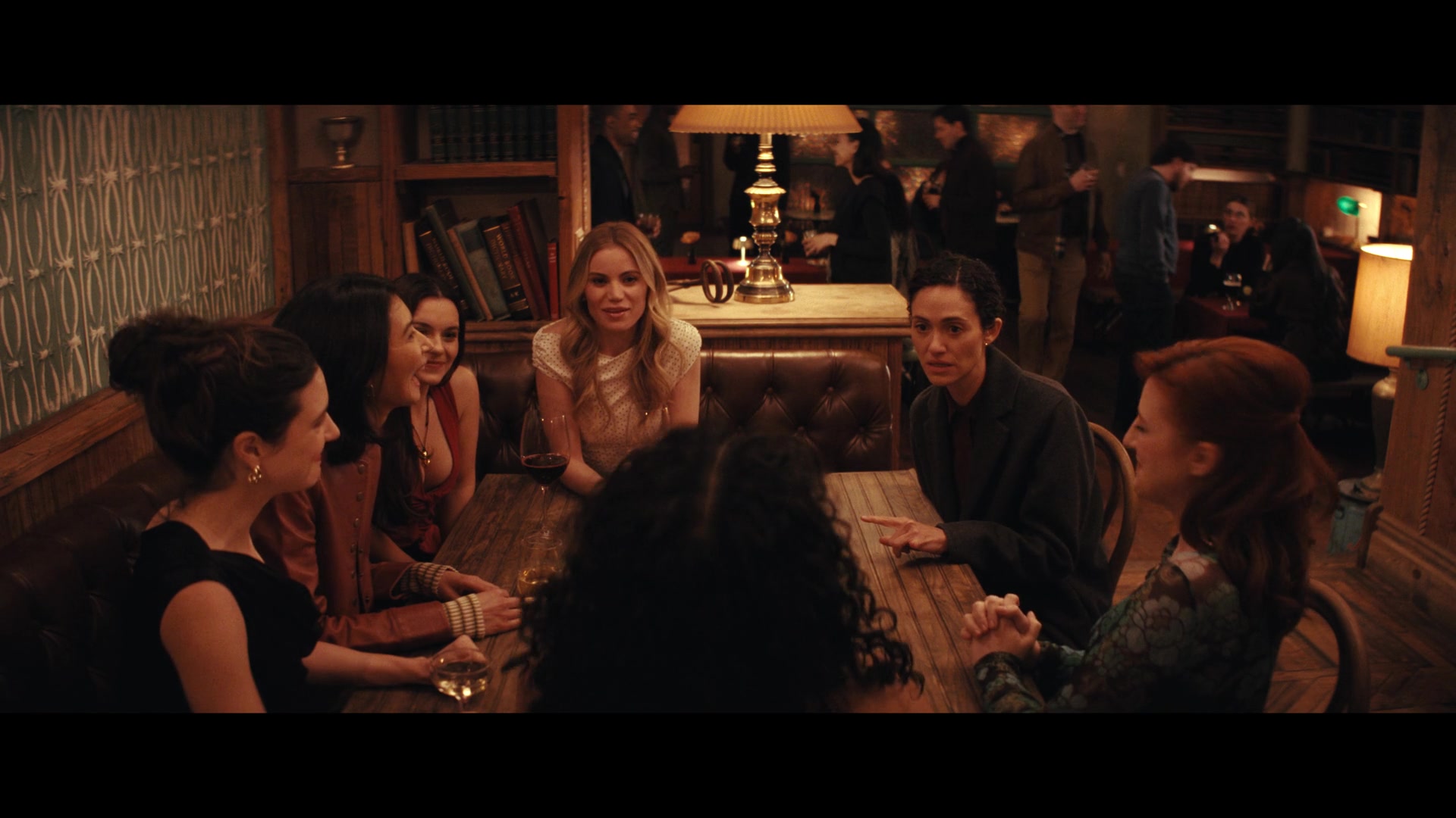 Furious_S01E01_The_Gorgon_1080p_ERW_002304.jpg