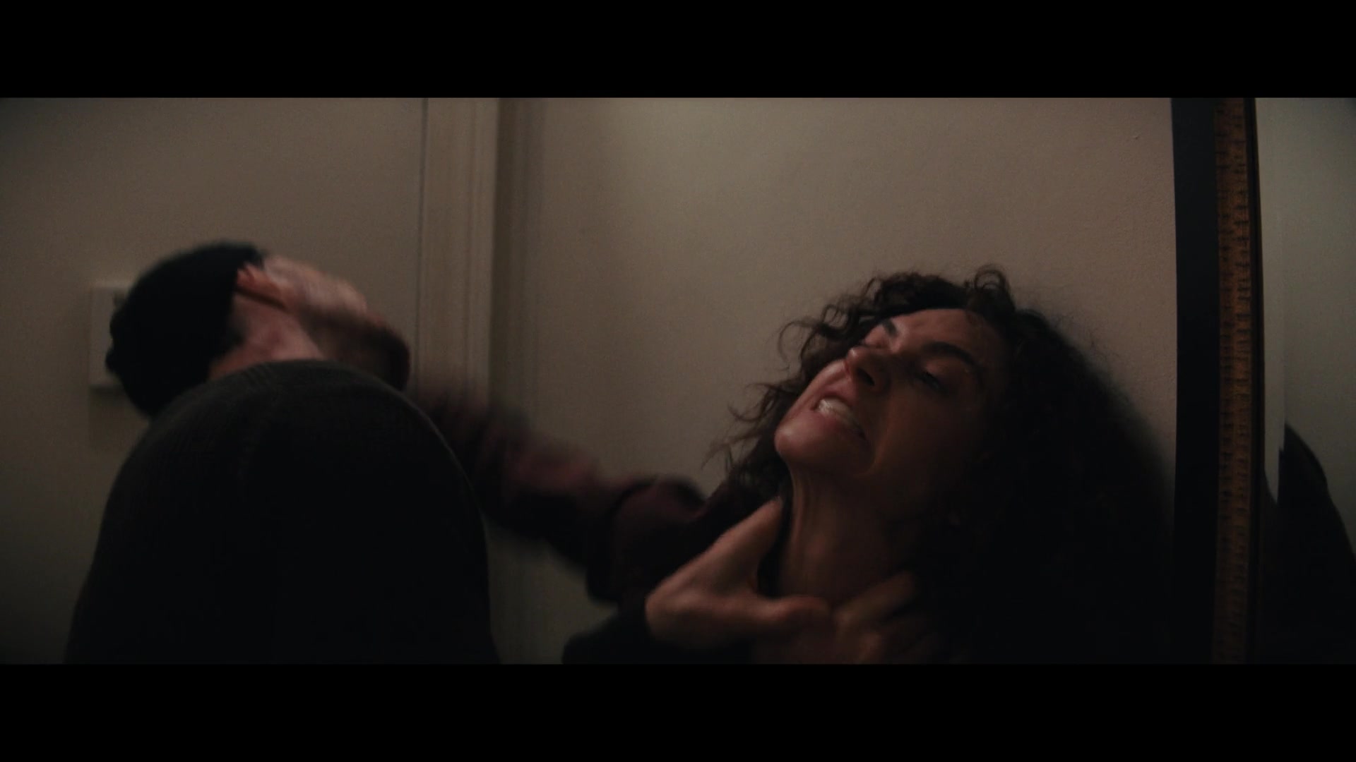 Furious_S01E01_The_Gorgon_1080p_ERW_002422.jpg