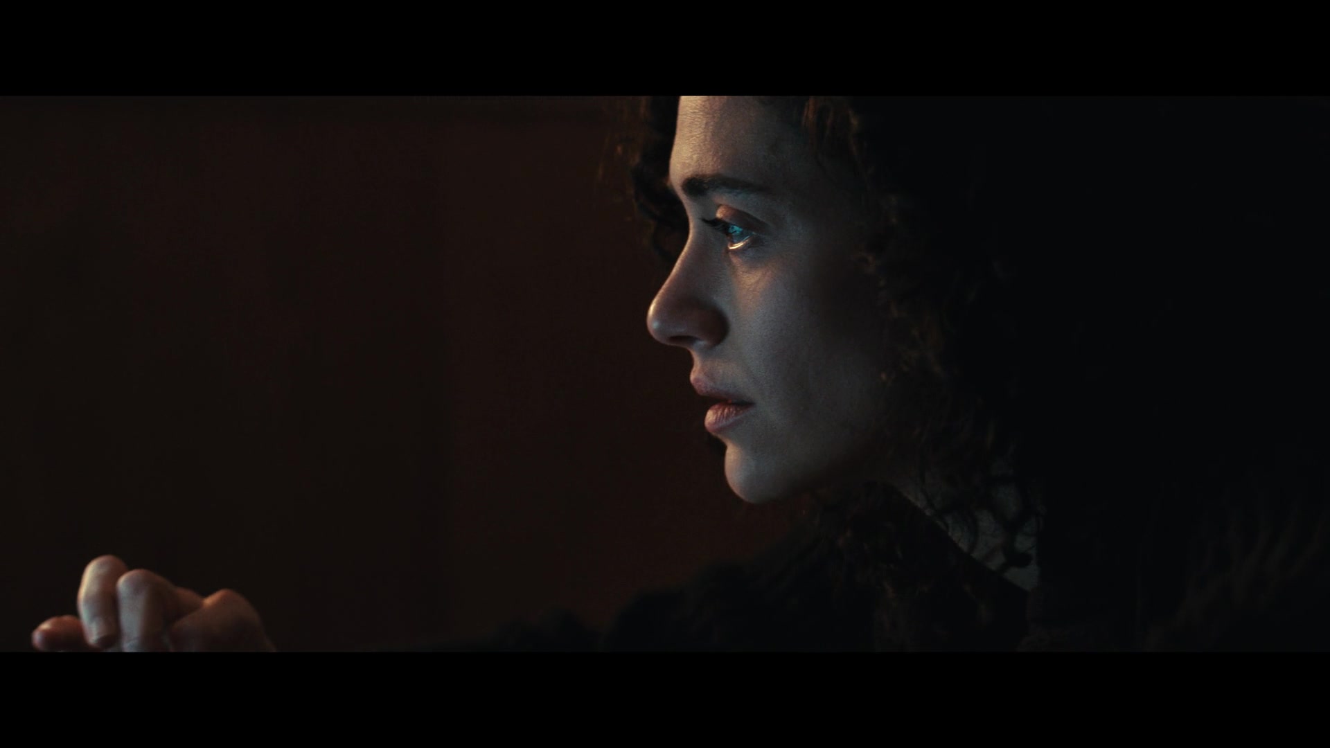 Furious_S01E01_The_Gorgon_1080p_ERW_003133.jpg
