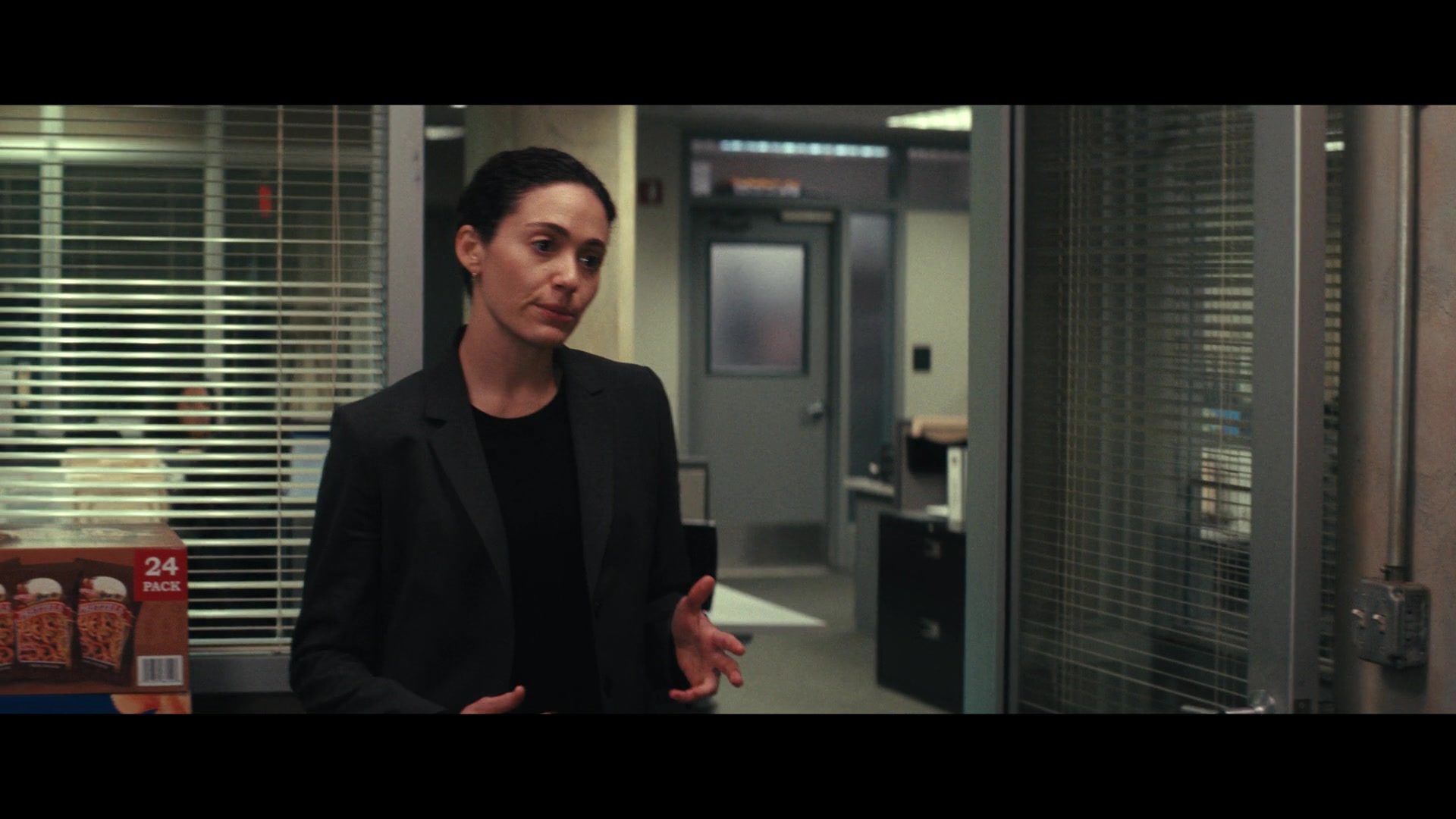 Furious_S01E01_The_Gorgon_1080p_ERW_003242.jpg