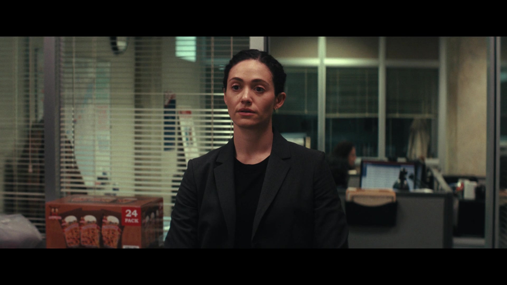 Furious_S01E01_The_Gorgon_1080p_ERW_003257.jpg