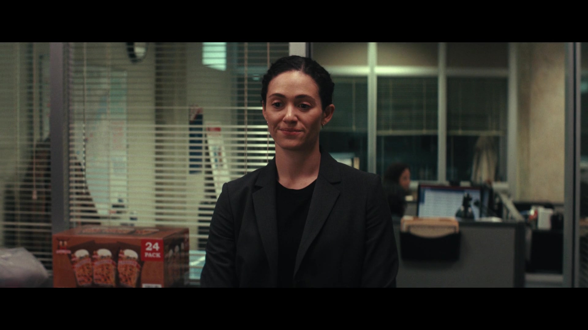 Furious_S01E01_The_Gorgon_1080p_ERW_003260.jpg