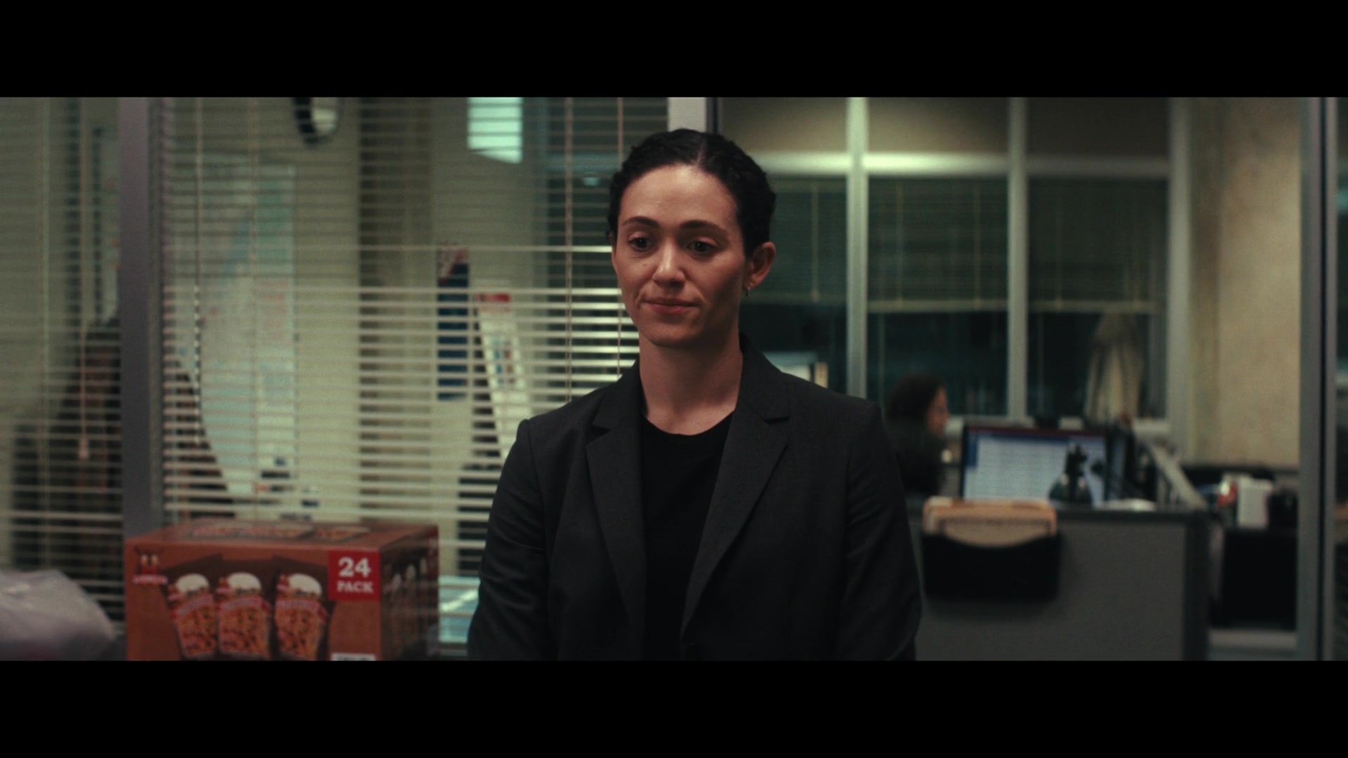 Furious_S01E01_The_Gorgon_1080p_ERW_003261.jpg