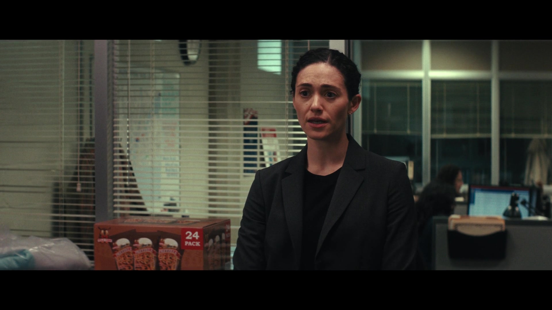 Furious_S01E01_The_Gorgon_1080p_ERW_003308.jpg