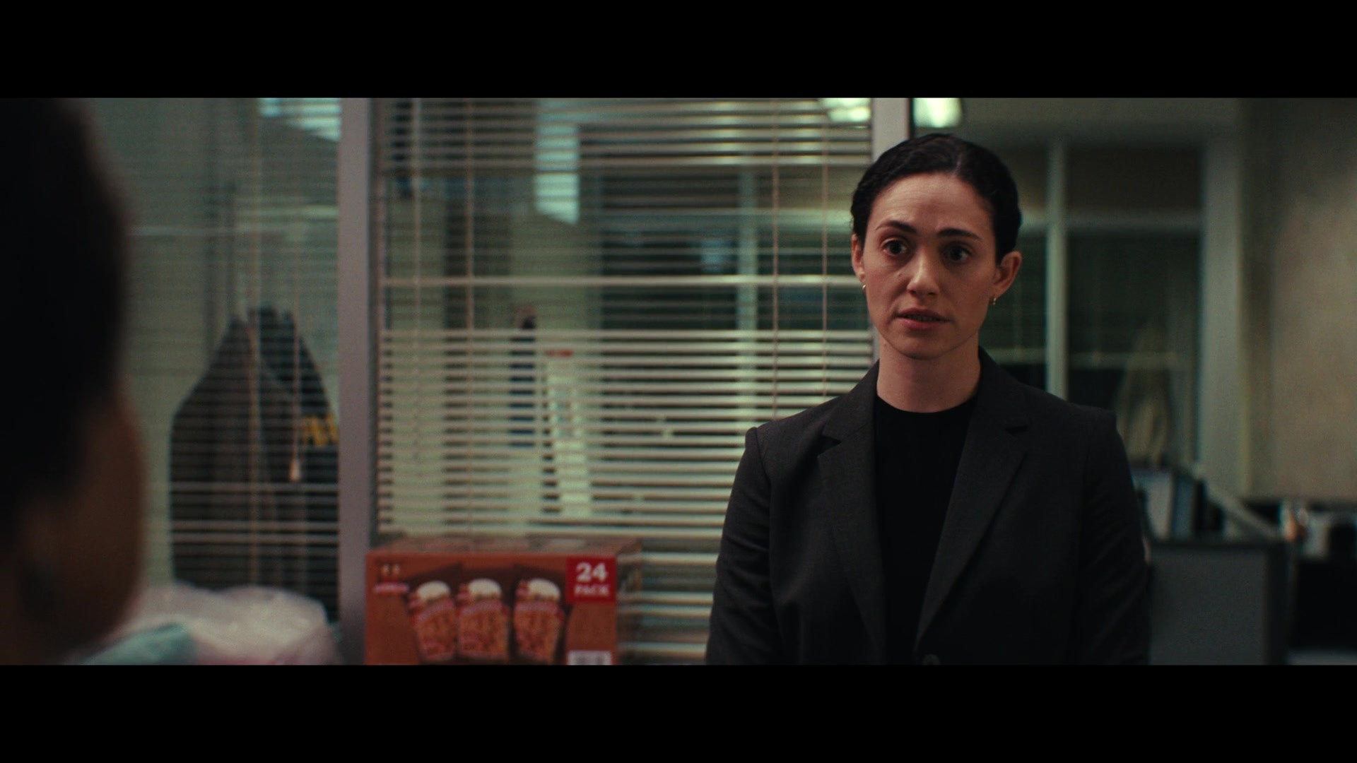 Furious_S01E01_The_Gorgon_1080p_ERW_003323.jpg