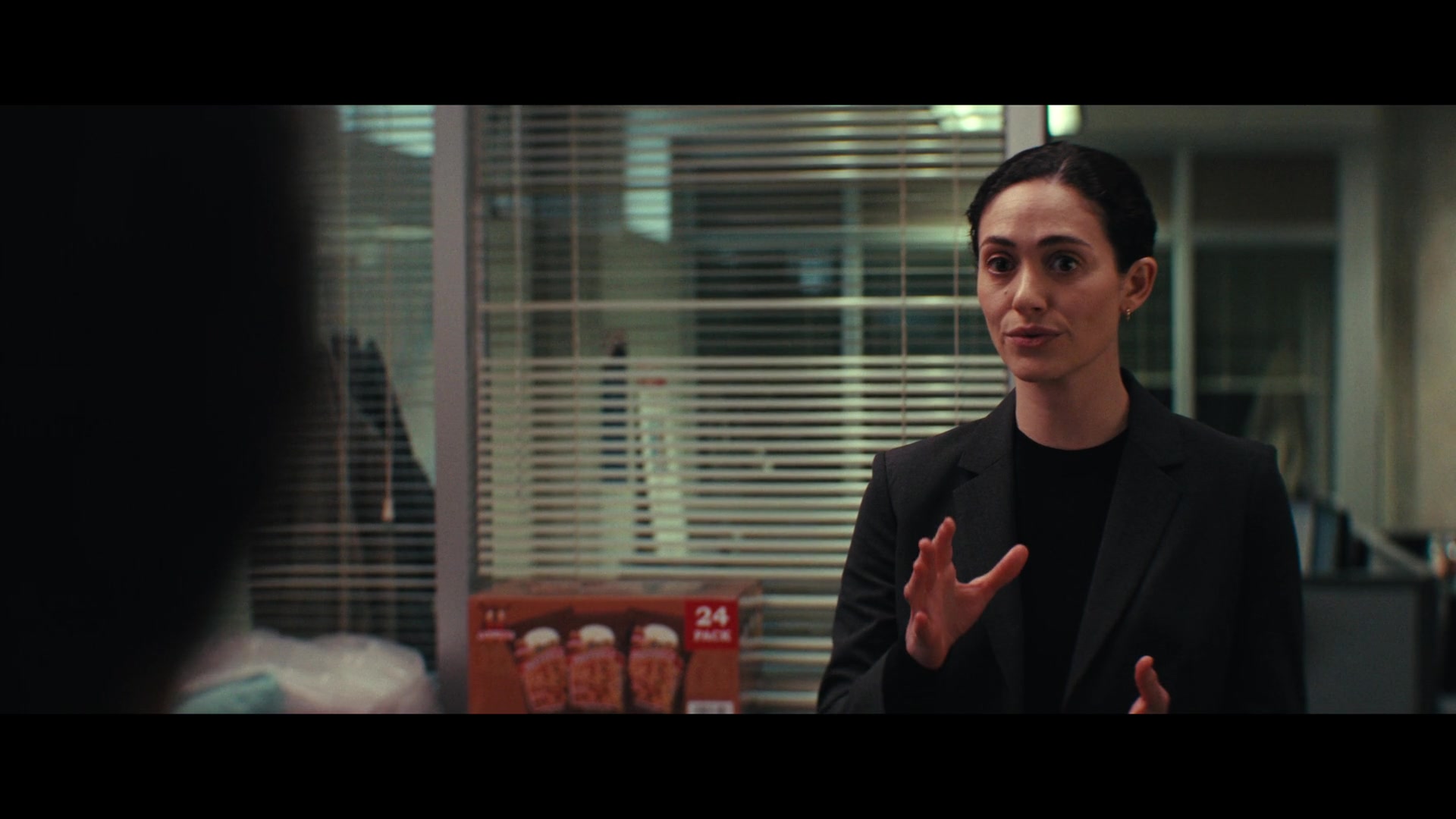 Furious_S01E01_The_Gorgon_1080p_ERW_003342.jpg