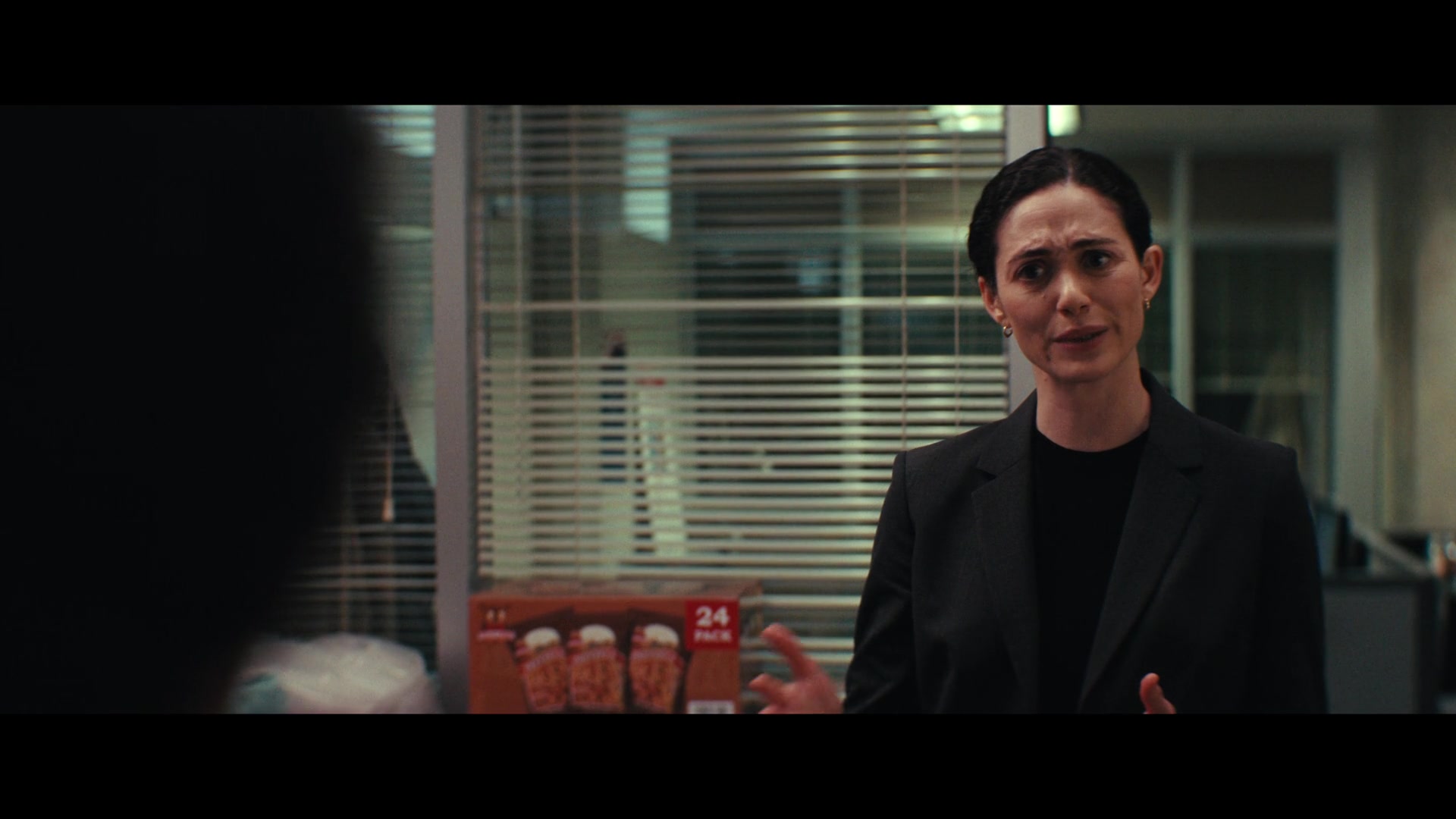 Furious_S01E01_The_Gorgon_1080p_ERW_003345.jpg