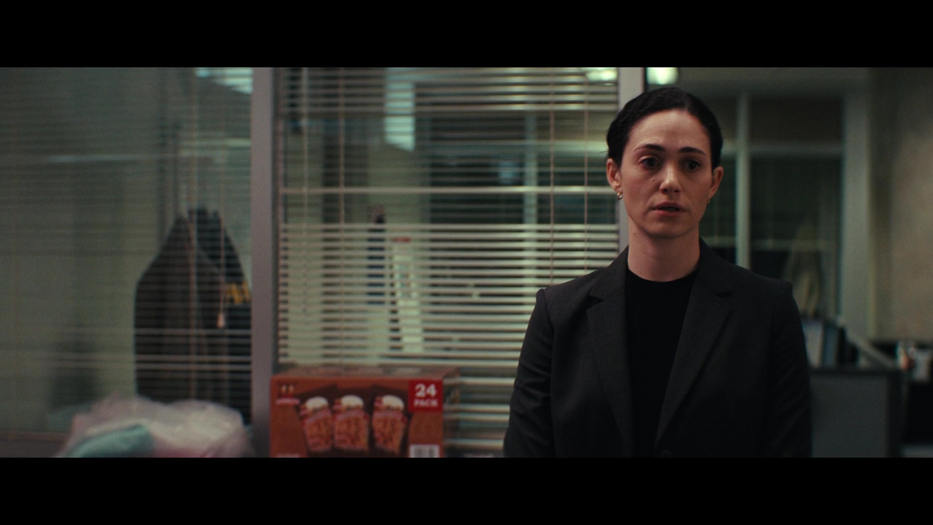 Furious_S01E01_The_Gorgon_1080p_ERW_003390.jpg