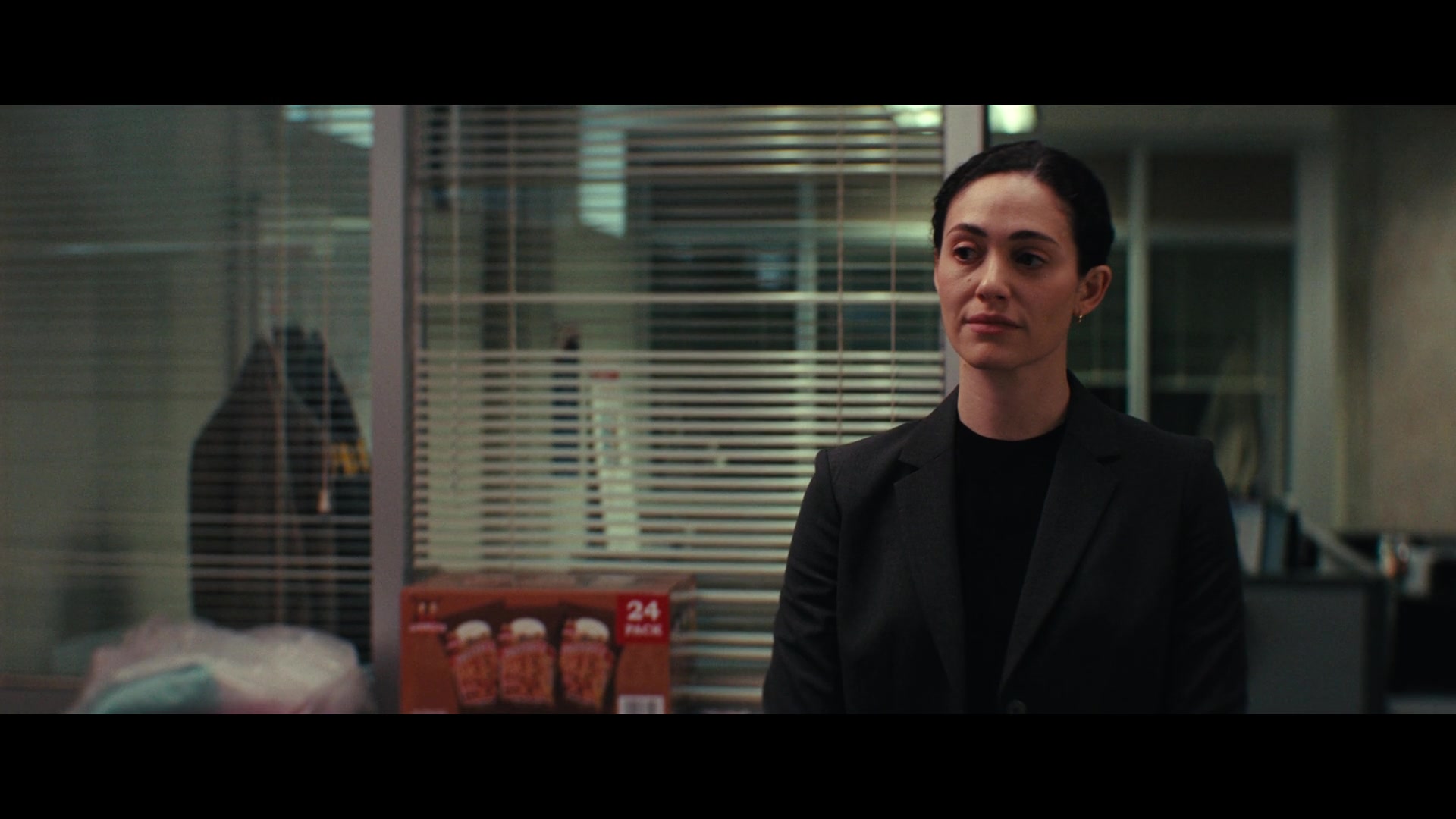 Furious_S01E01_The_Gorgon_1080p_ERW_003408.jpg