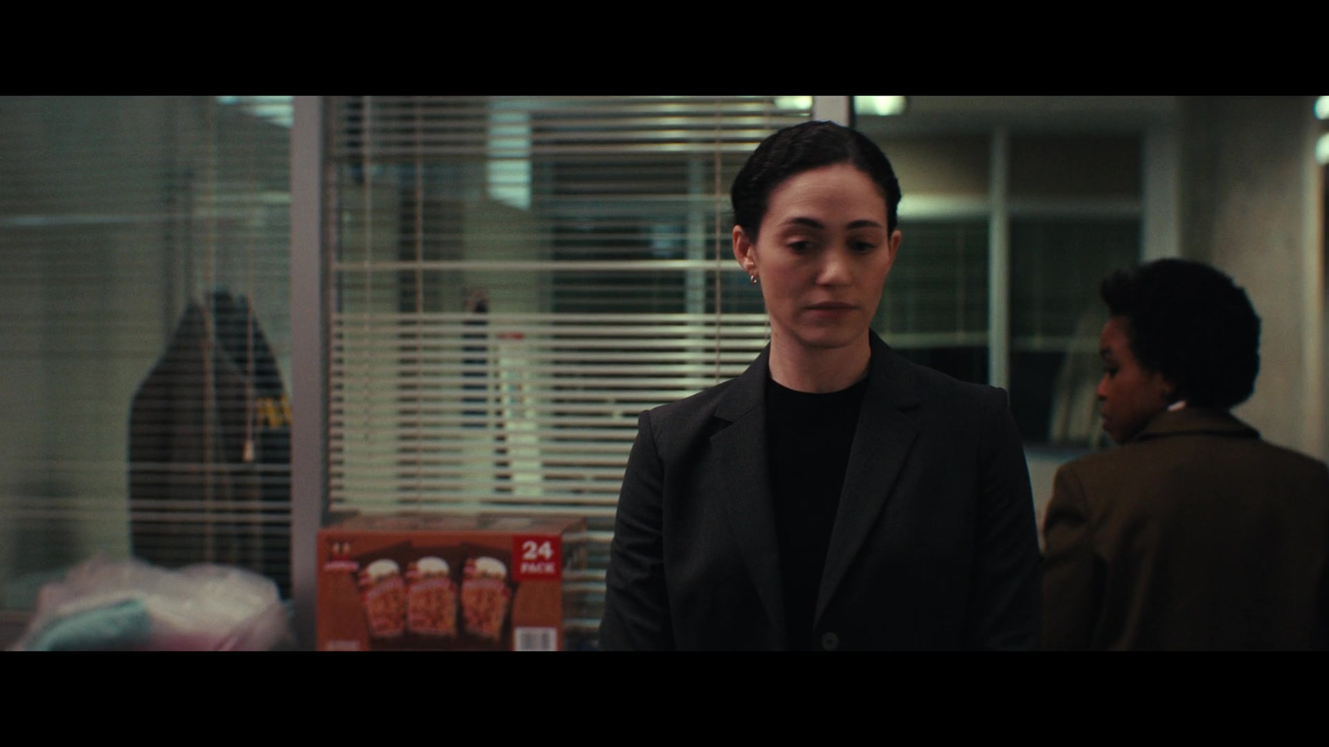 Furious_S01E01_The_Gorgon_1080p_ERW_003454.jpg