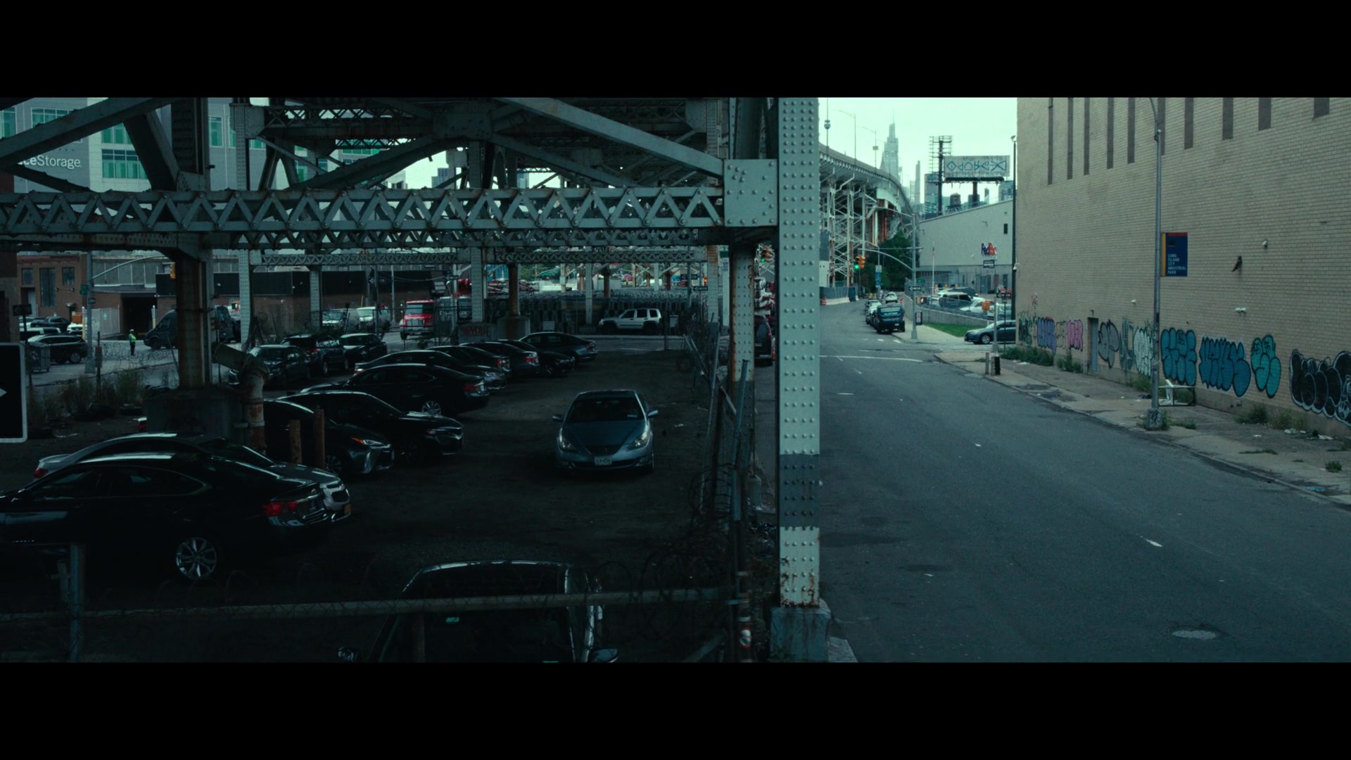 Furious_S01E01_The_Gorgon_1080p_ERW_003743.jpg
