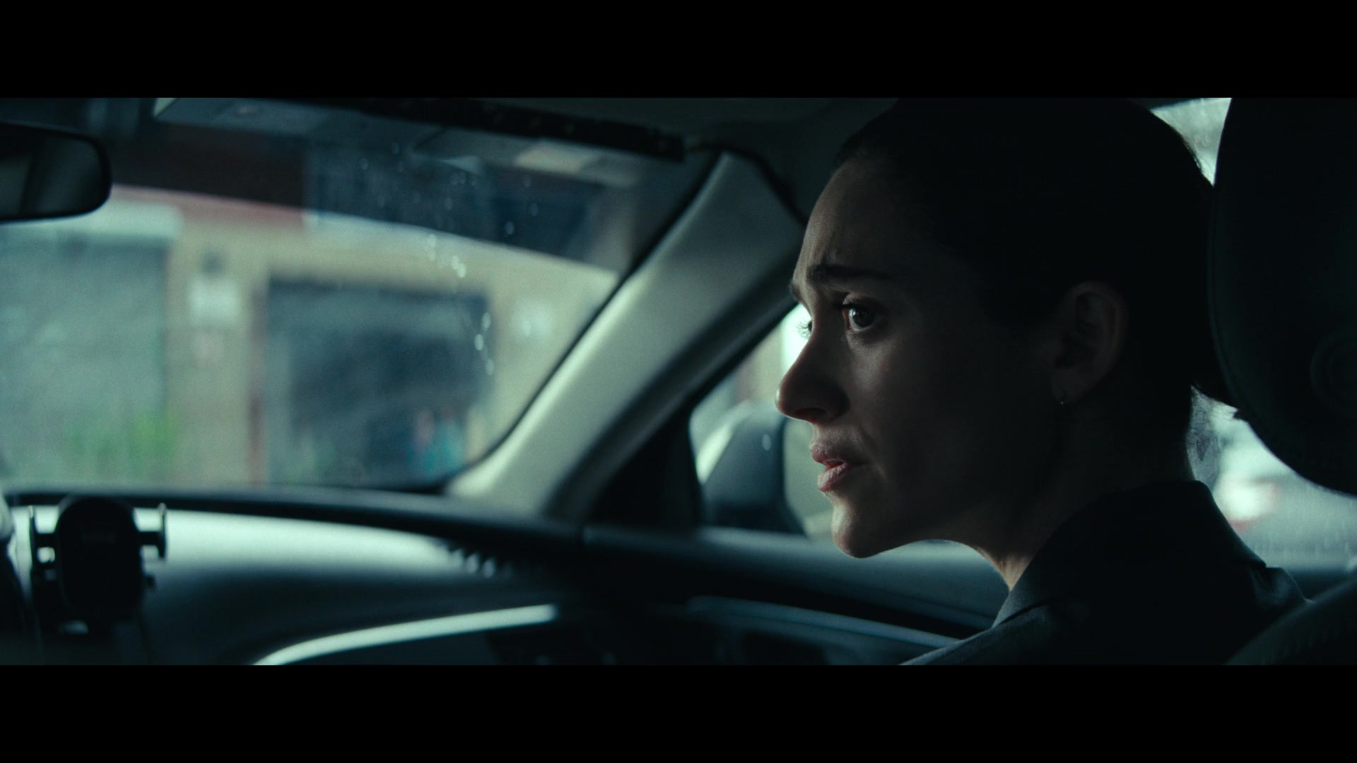 Furious_S01E01_The_Gorgon_1080p_ERW_003871.jpg
