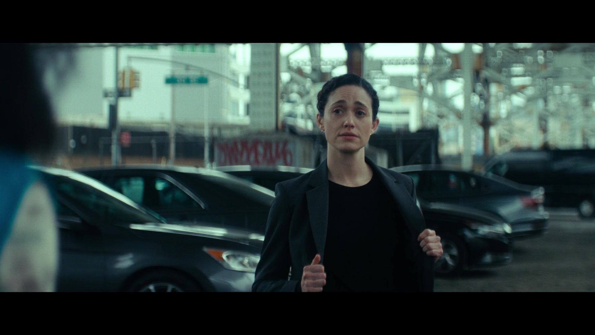 Furious_S01E01_The_Gorgon_1080p_ERW_004050.jpg