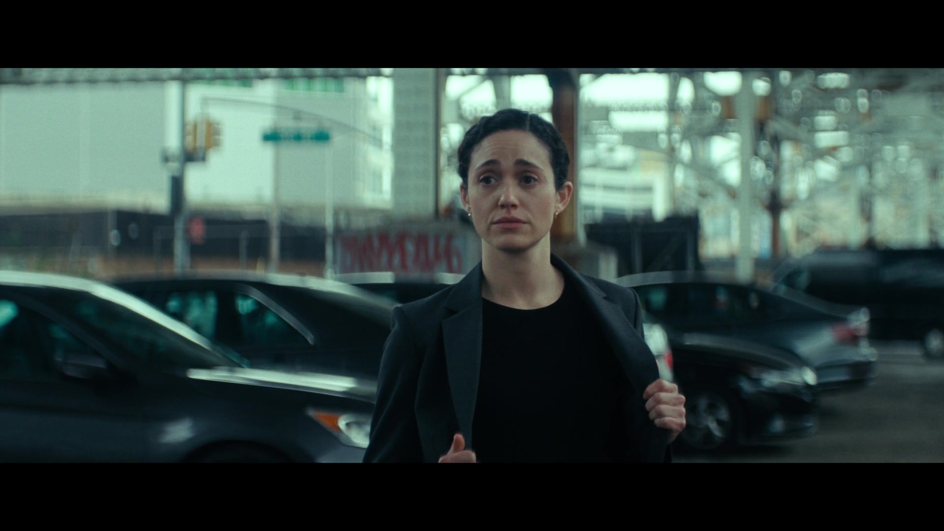 Furious_S01E01_The_Gorgon_1080p_ERW_004053.jpg