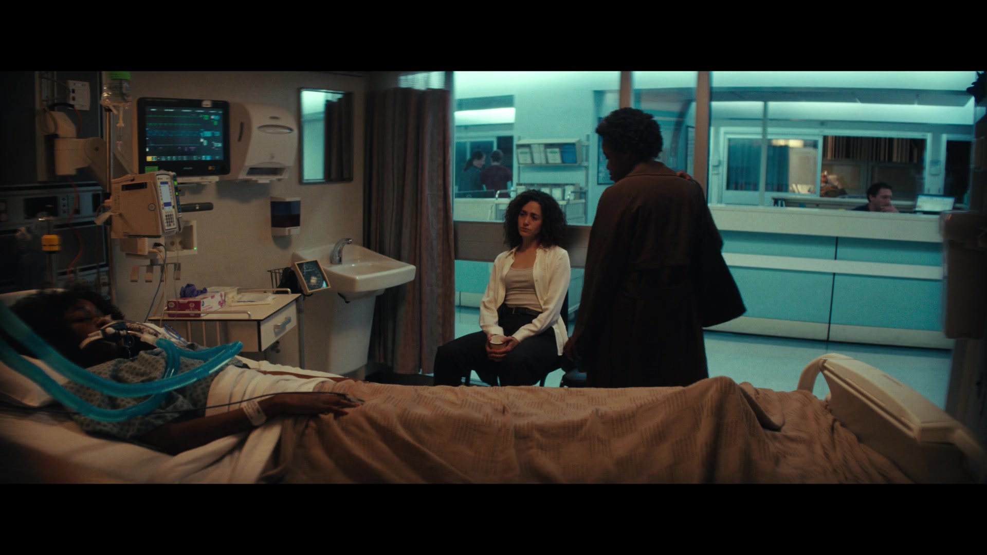 Furious_S01E01_The_Gorgon_1080p_ERW_005220.jpg