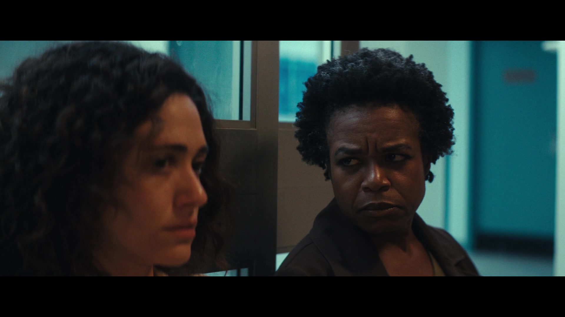 Furious_S01E01_The_Gorgon_1080p_ERW_006322.jpg