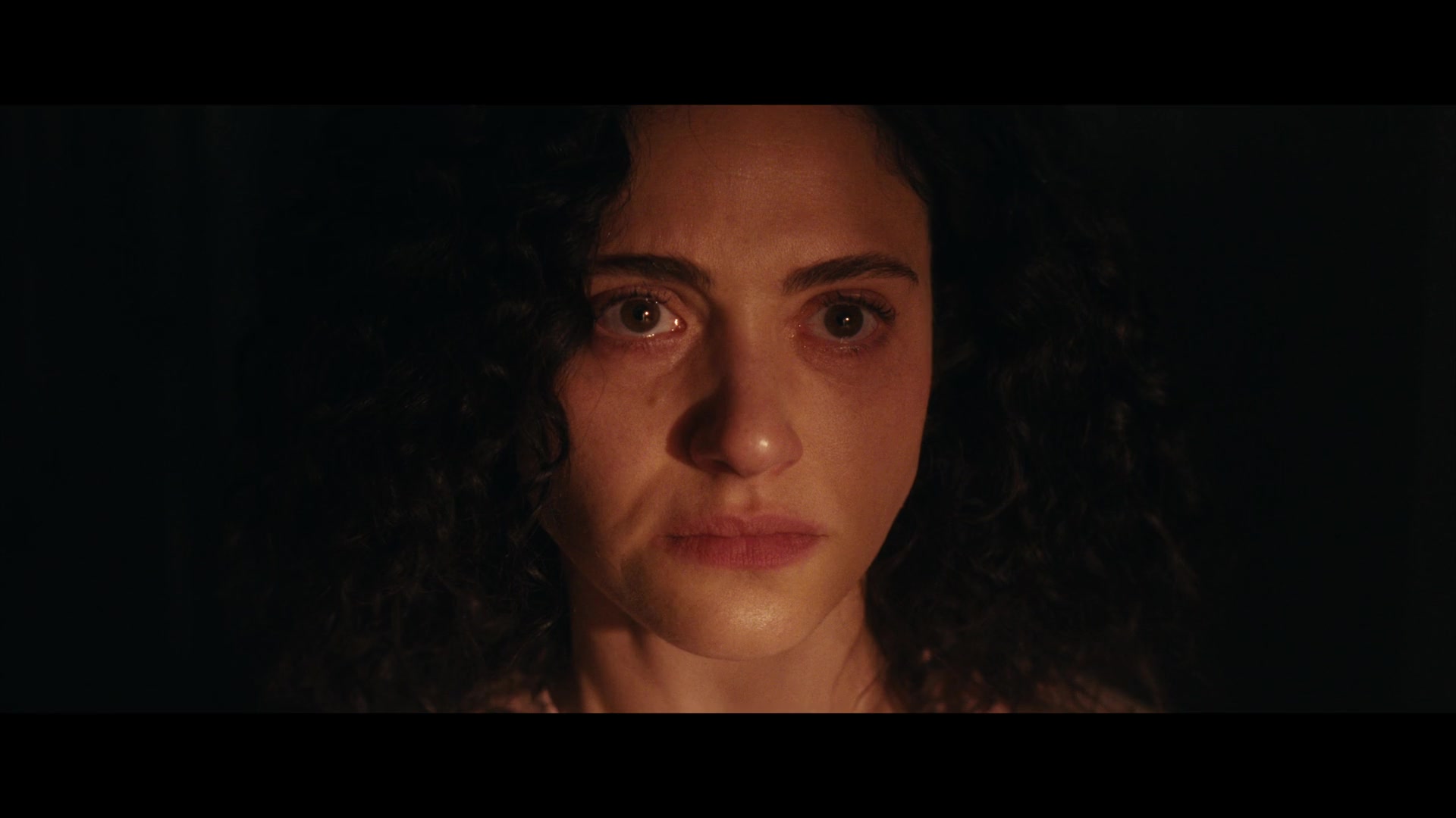 Furious_S01E02_My_Life_Had_Stood_A_Loaded_Gun_1080p_ERW_000274.jpg