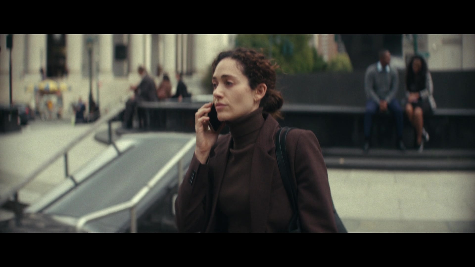 Furious_S01E02_My_Life_Had_Stood_A_Loaded_Gun_1080p_ERW_000787.jpg