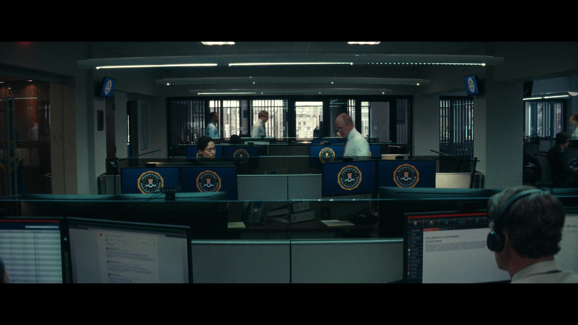 Furious_S01E02_My_Life_Had_Stood_A_Loaded_Gun_1080p_ERW_000853.jpg