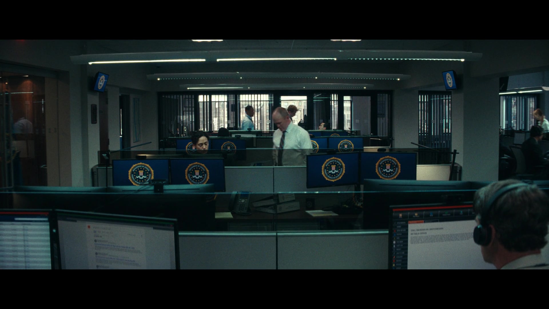 Furious_S01E02_My_Life_Had_Stood_A_Loaded_Gun_1080p_ERW_000855.jpg
