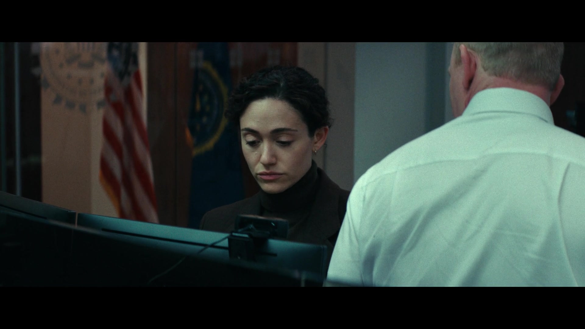 Furious_S01E02_My_Life_Had_Stood_A_Loaded_Gun_1080p_ERW_000880.jpg