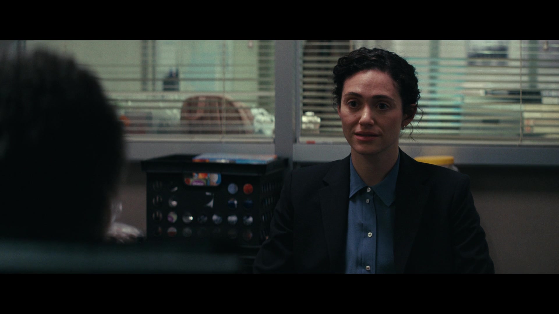 Furious_S01E02_My_Life_Had_Stood_A_Loaded_Gun_1080p_ERW_001314.jpg