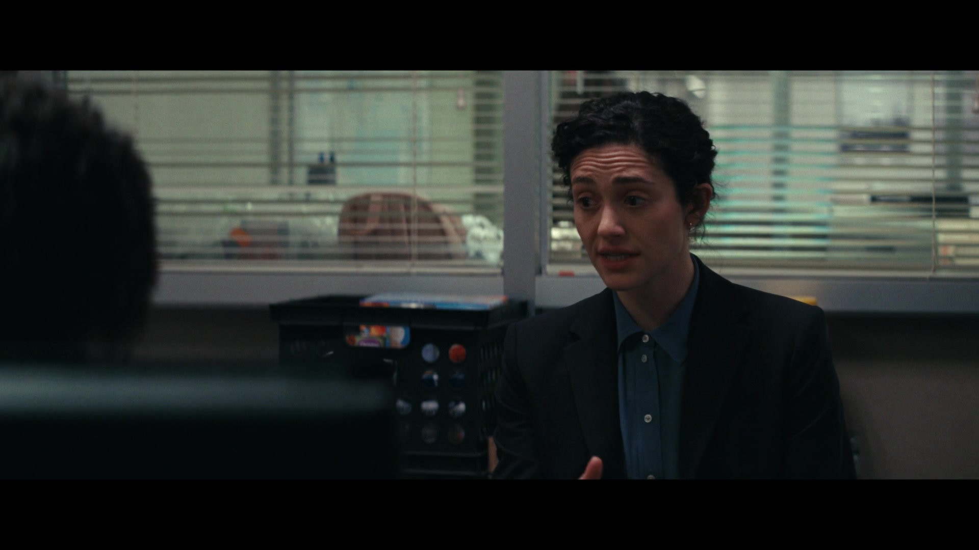 Furious_S01E02_My_Life_Had_Stood_A_Loaded_Gun_1080p_ERW_001347.jpg