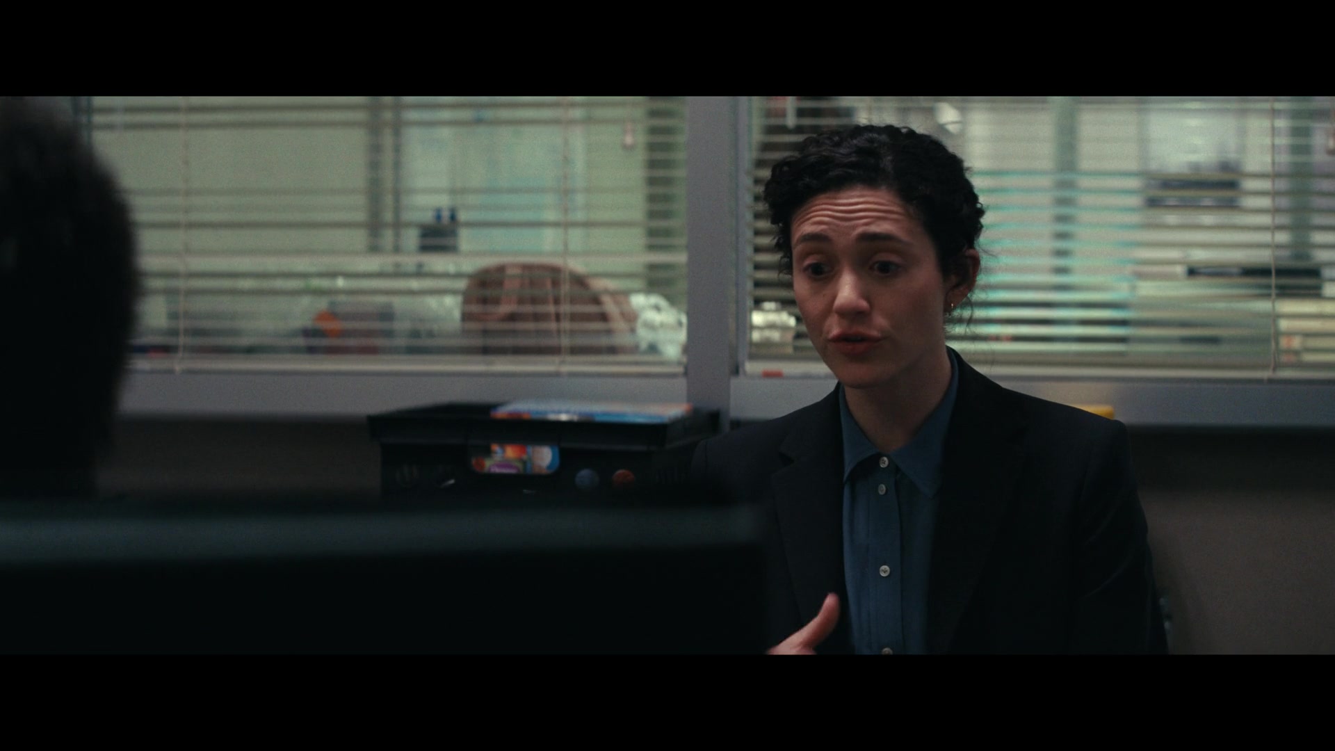 Furious_S01E02_My_Life_Had_Stood_A_Loaded_Gun_1080p_ERW_001349.jpg