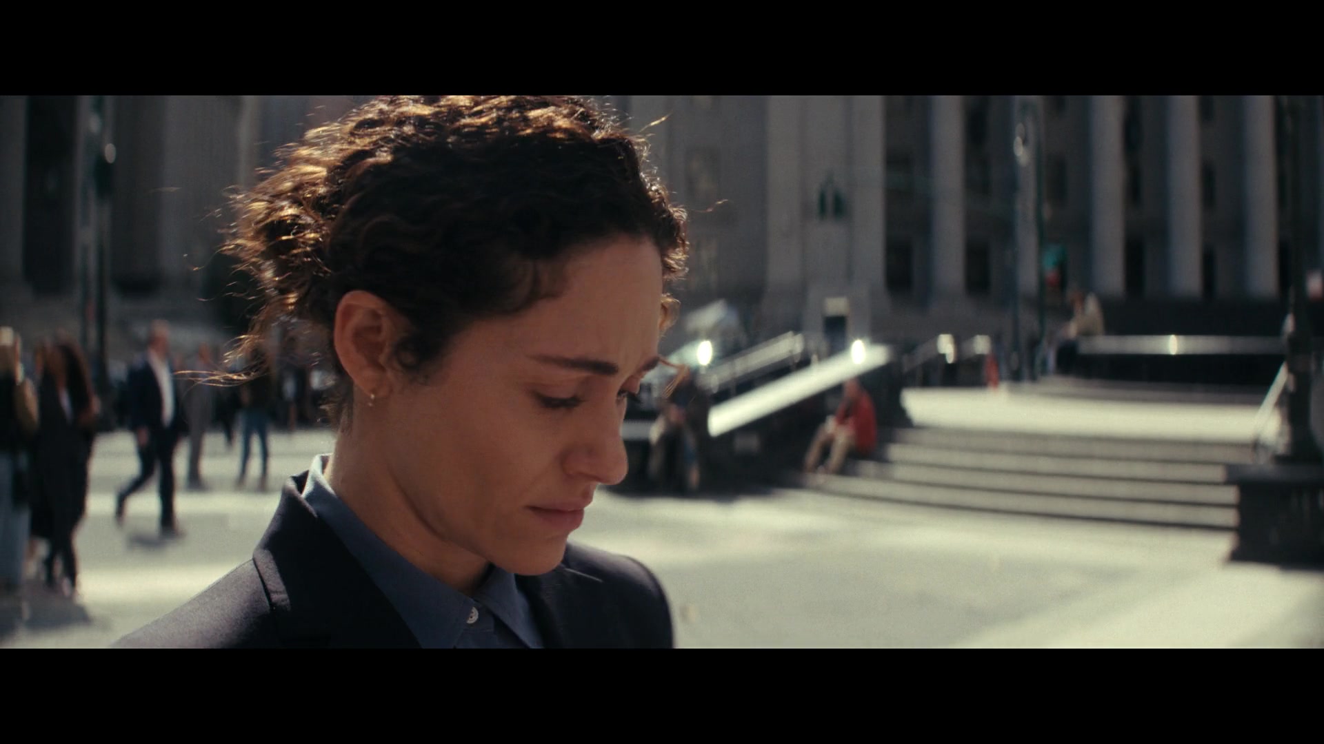 Furious_S01E02_My_Life_Had_Stood_A_Loaded_Gun_1080p_ERW_001643.jpg