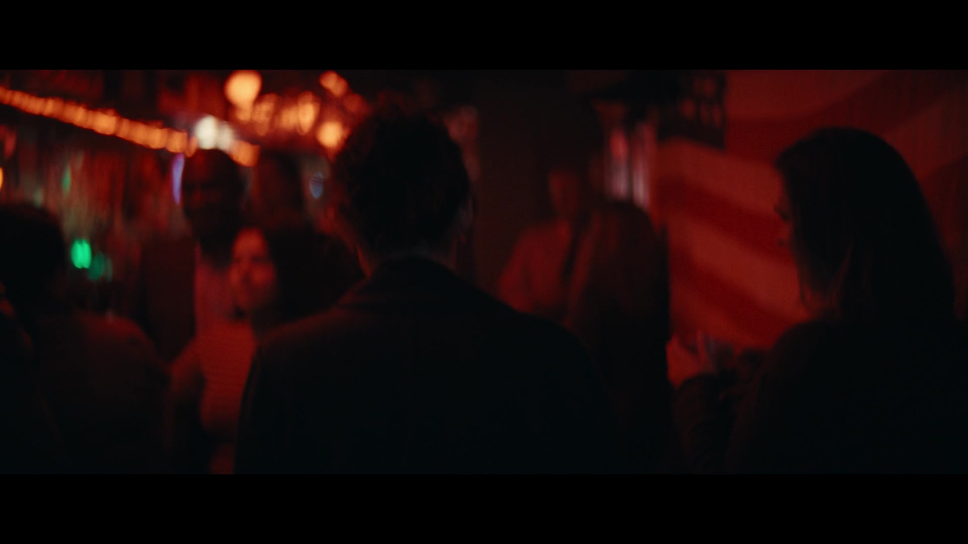 Furious_S01E02_My_Life_Had_Stood_A_Loaded_Gun_1080p_ERW_002350.jpg