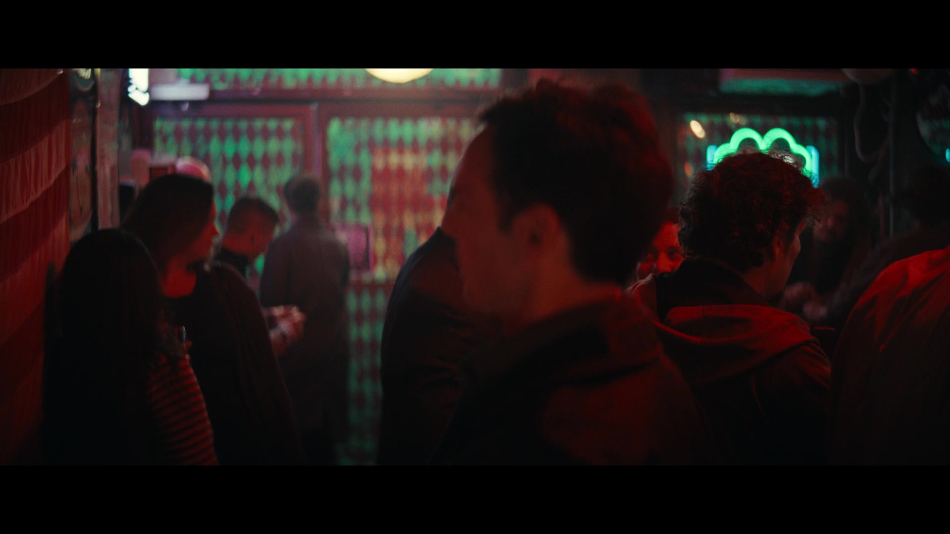 Furious_S01E02_My_Life_Had_Stood_A_Loaded_Gun_1080p_ERW_002417.jpg