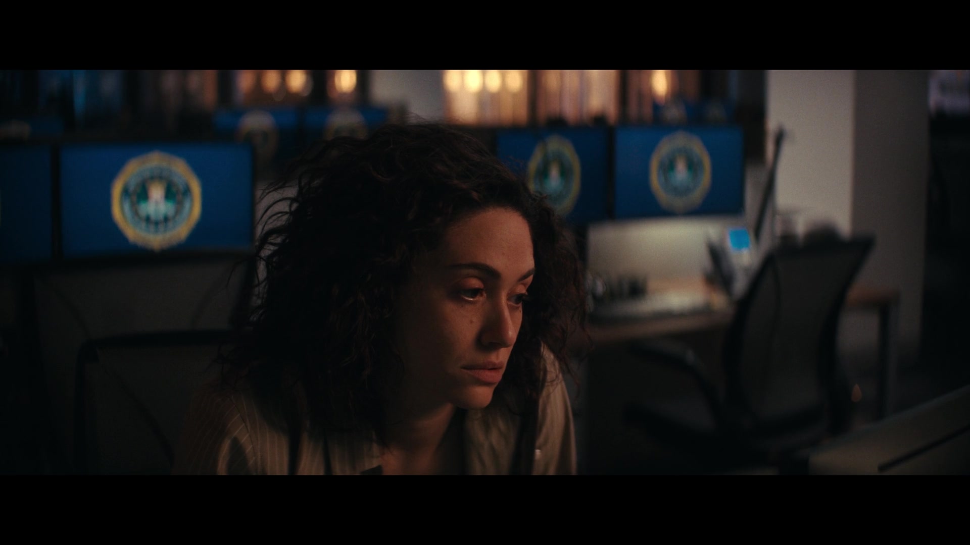 Furious_S01E02_My_Life_Had_Stood_A_Loaded_Gun_1080p_ERW_002480.jpg