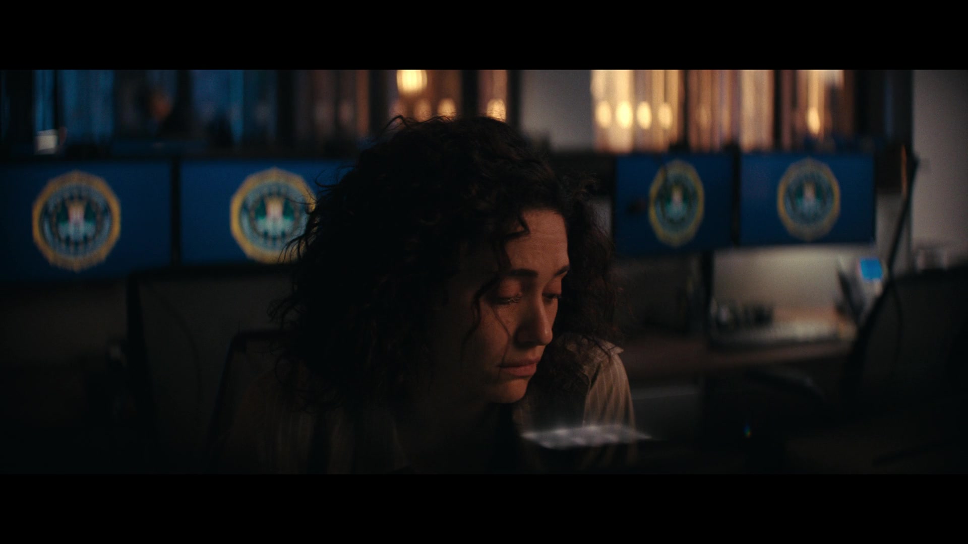 Furious_S01E02_My_Life_Had_Stood_A_Loaded_Gun_1080p_ERW_002517.jpg