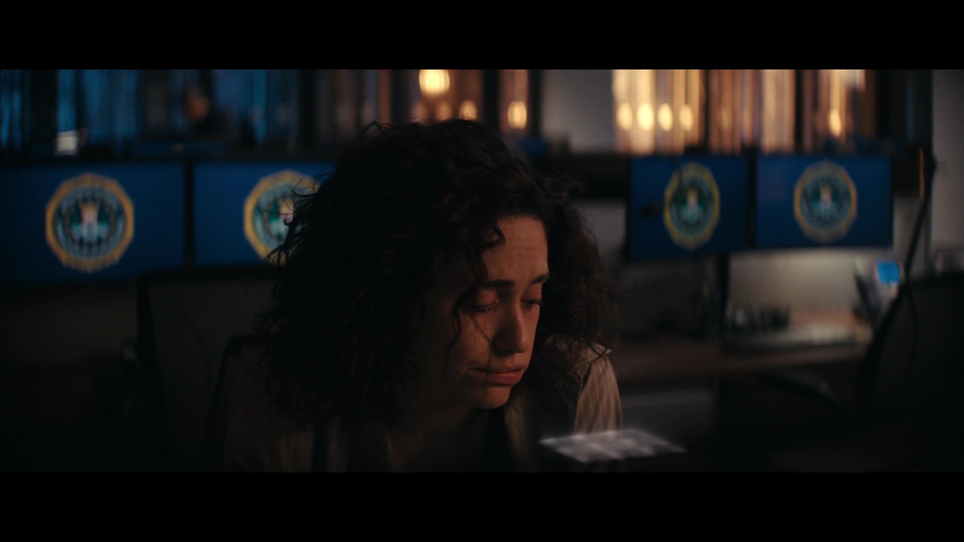 Furious_S01E02_My_Life_Had_Stood_A_Loaded_Gun_1080p_ERW_002520.jpg