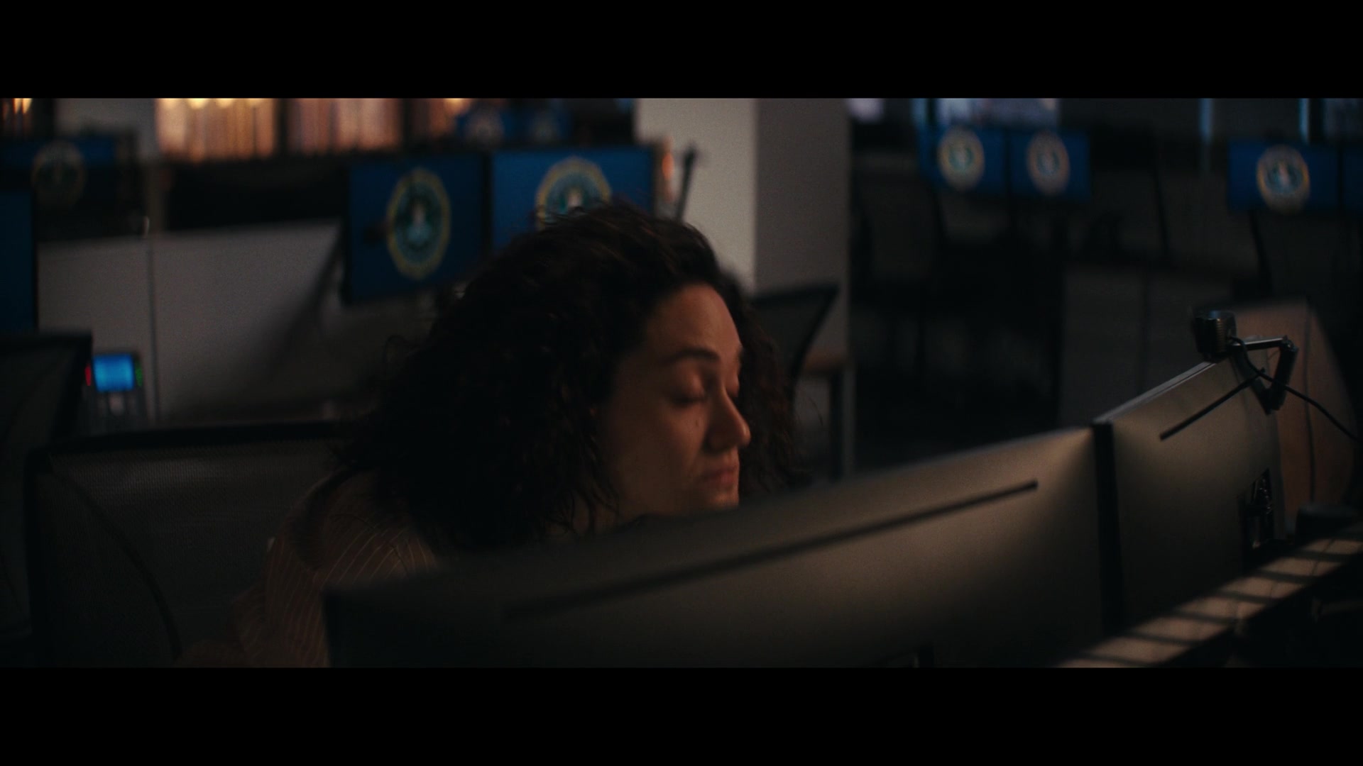 Furious_S01E02_My_Life_Had_Stood_A_Loaded_Gun_1080p_ERW_002529.jpg