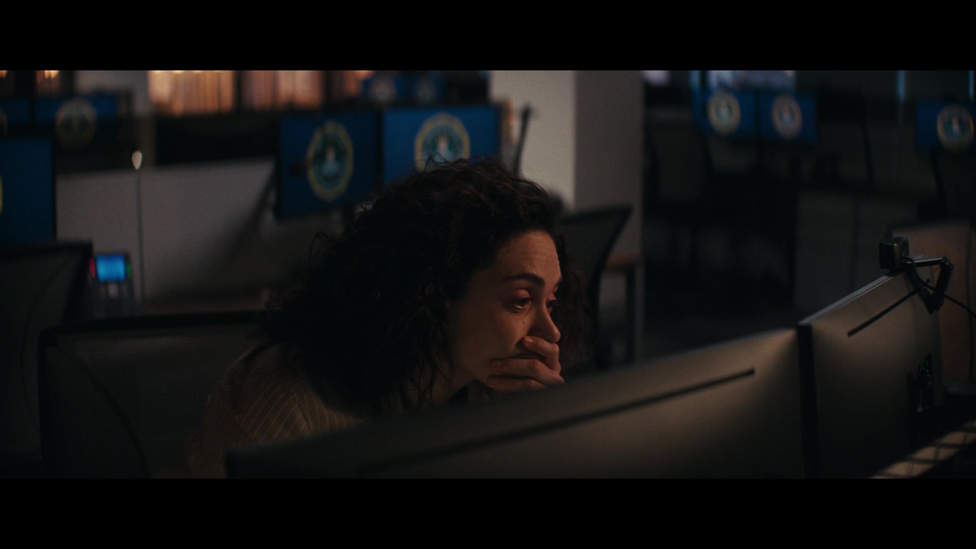Furious_S01E02_My_Life_Had_Stood_A_Loaded_Gun_1080p_ERW_002533.jpg