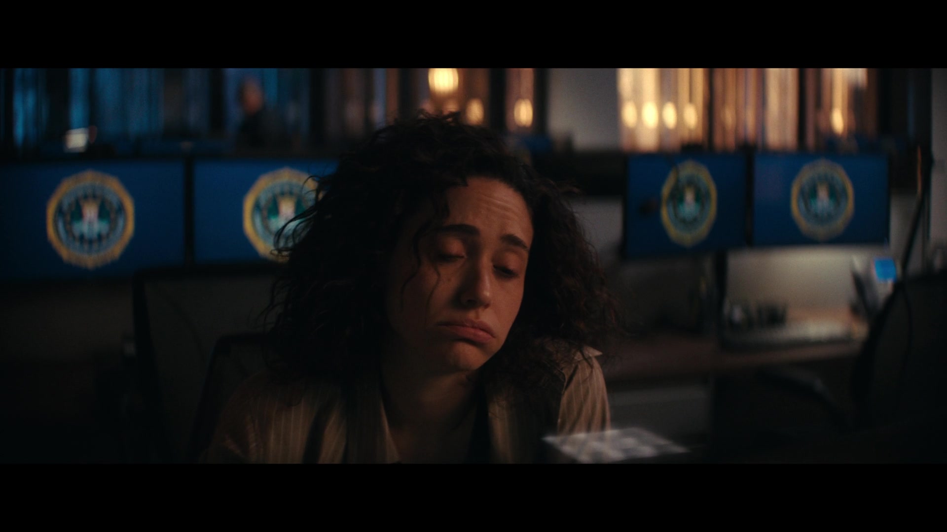 Furious_S01E02_My_Life_Had_Stood_A_Loaded_Gun_1080p_ERW_002561.jpg