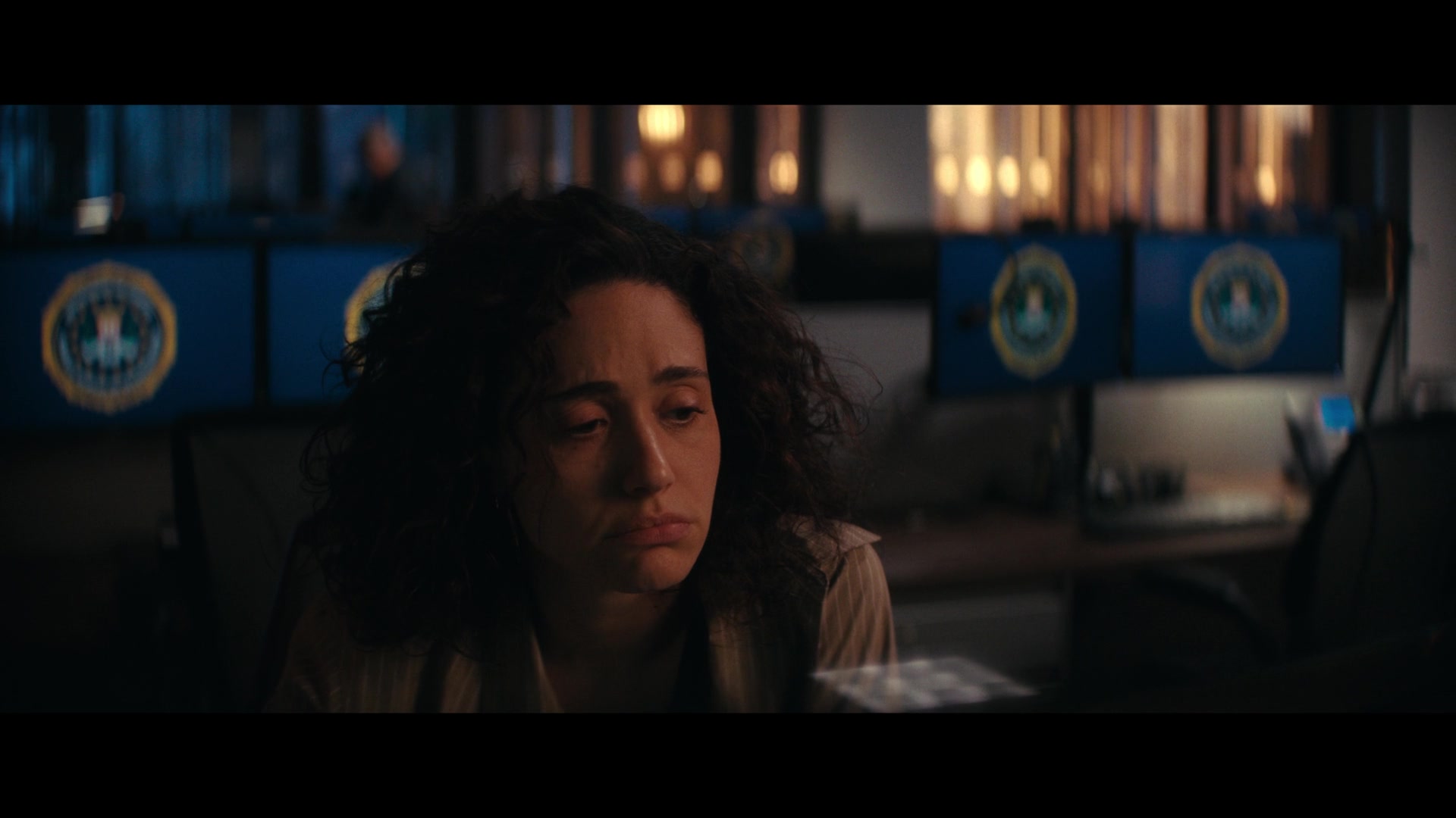 Furious_S01E02_My_Life_Had_Stood_A_Loaded_Gun_1080p_ERW_002571.jpg