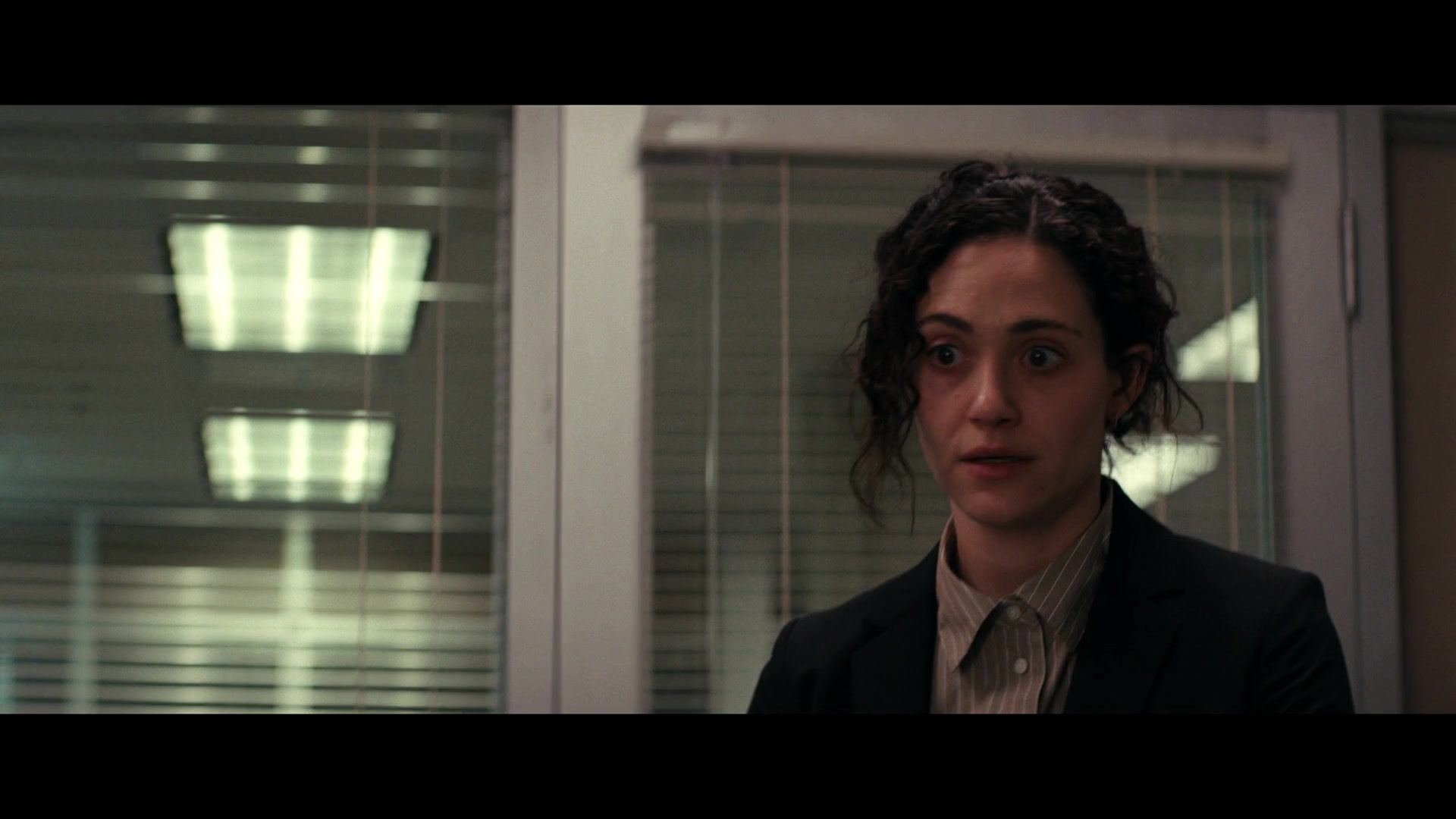 Furious_S01E02_My_Life_Had_Stood_A_Loaded_Gun_1080p_ERW_002635.jpg