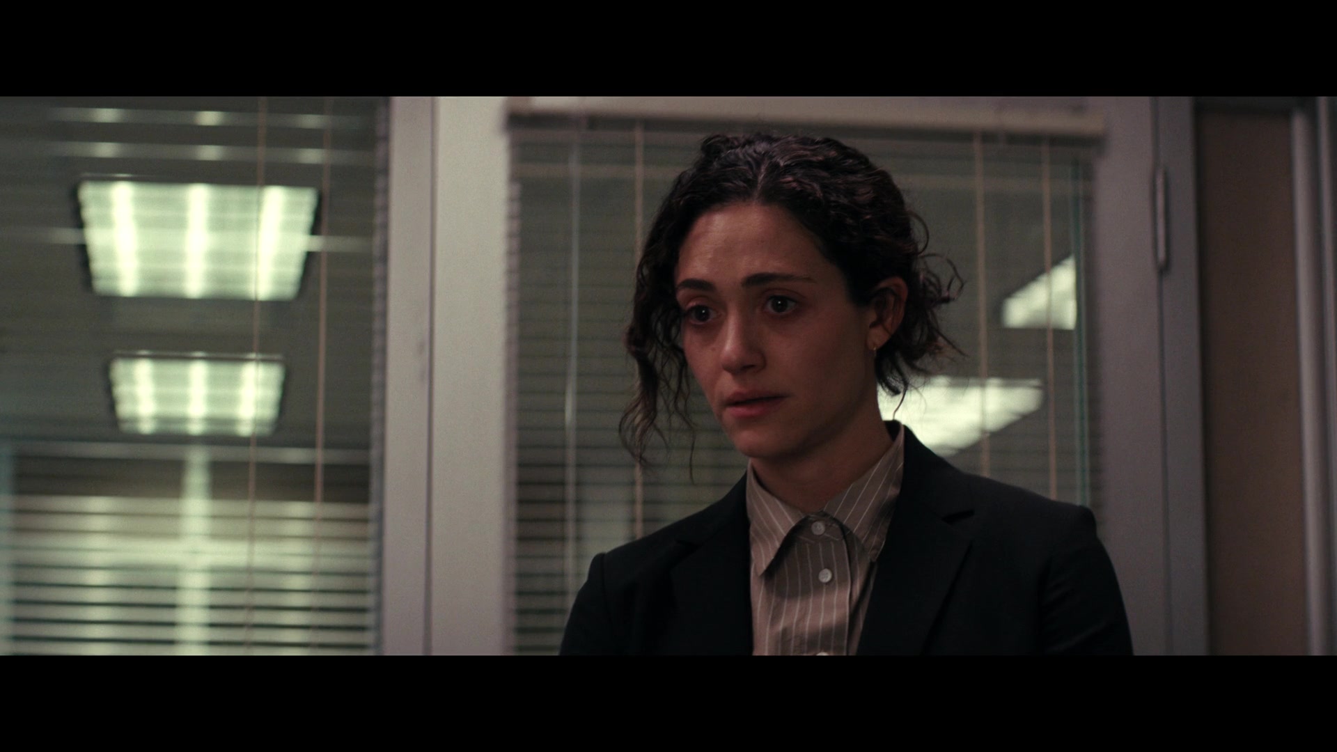 Furious_S01E02_My_Life_Had_Stood_A_Loaded_Gun_1080p_ERW_002737.jpg