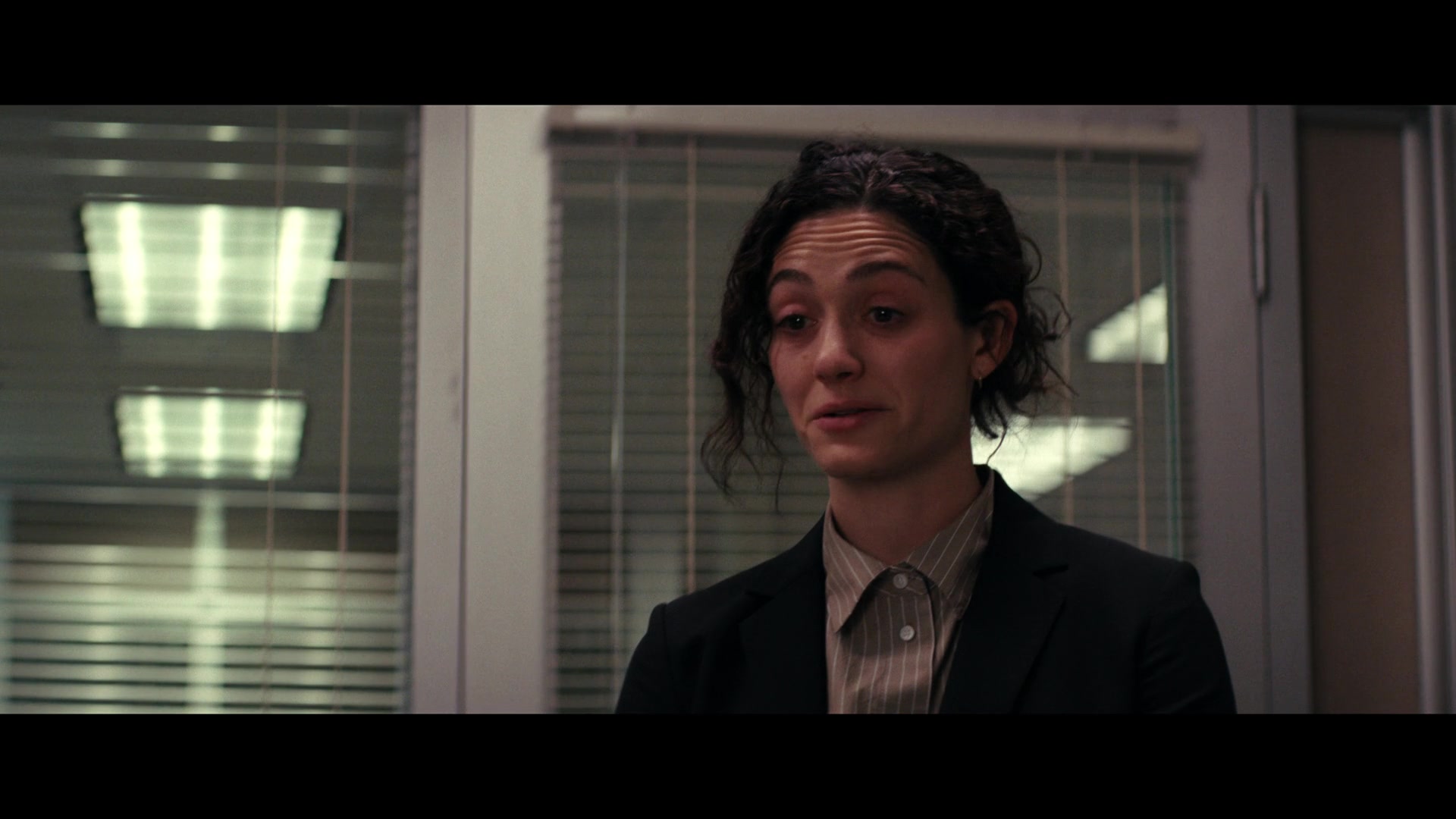 Furious_S01E02_My_Life_Had_Stood_A_Loaded_Gun_1080p_ERW_002771.jpg