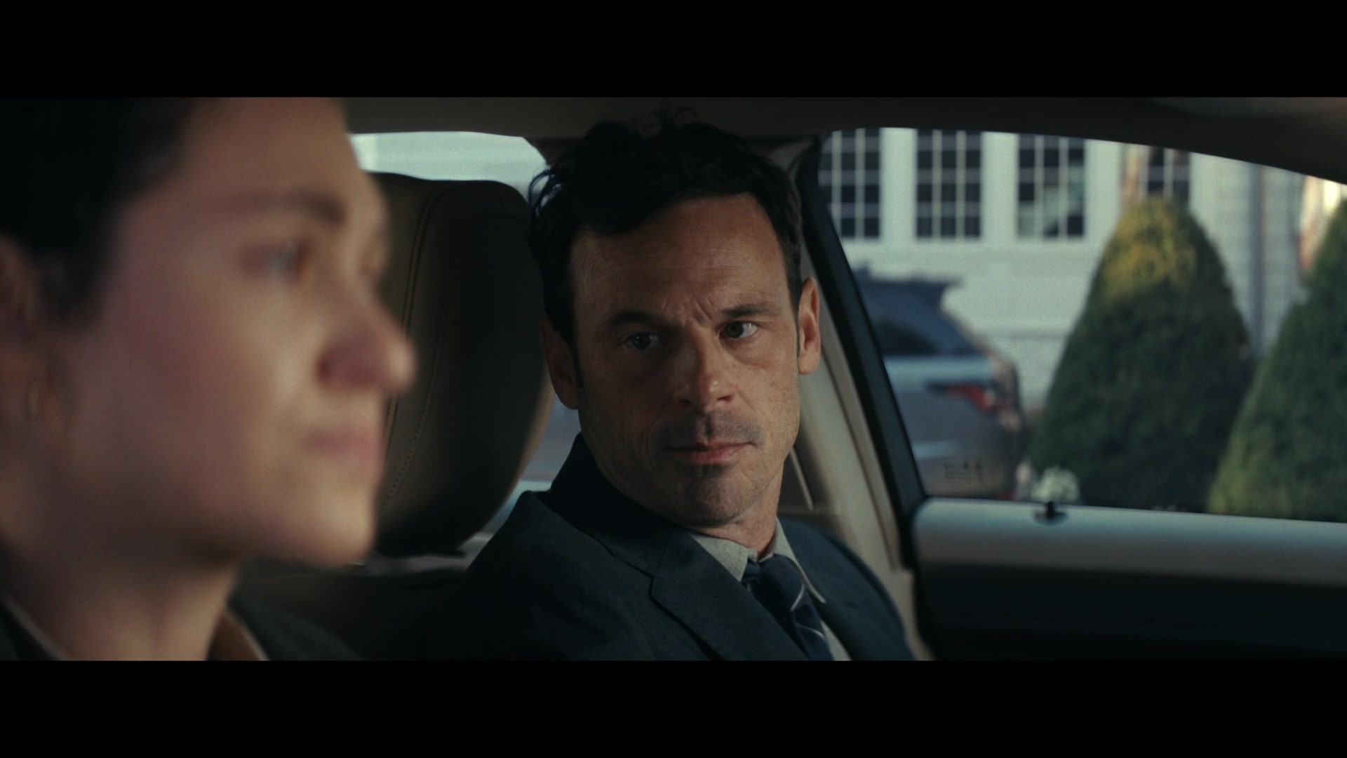 Furious_S01E02_My_Life_Had_Stood_A_Loaded_Gun_1080p_ERW_003220.jpg