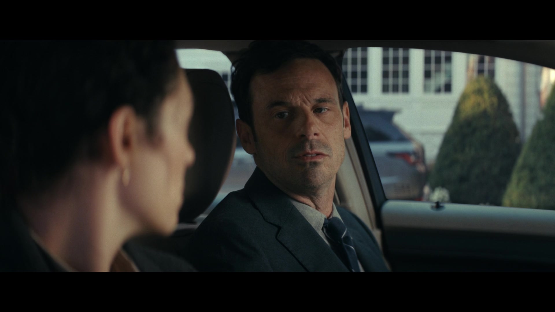 Furious_S01E02_My_Life_Had_Stood_A_Loaded_Gun_1080p_ERW_003256.jpg