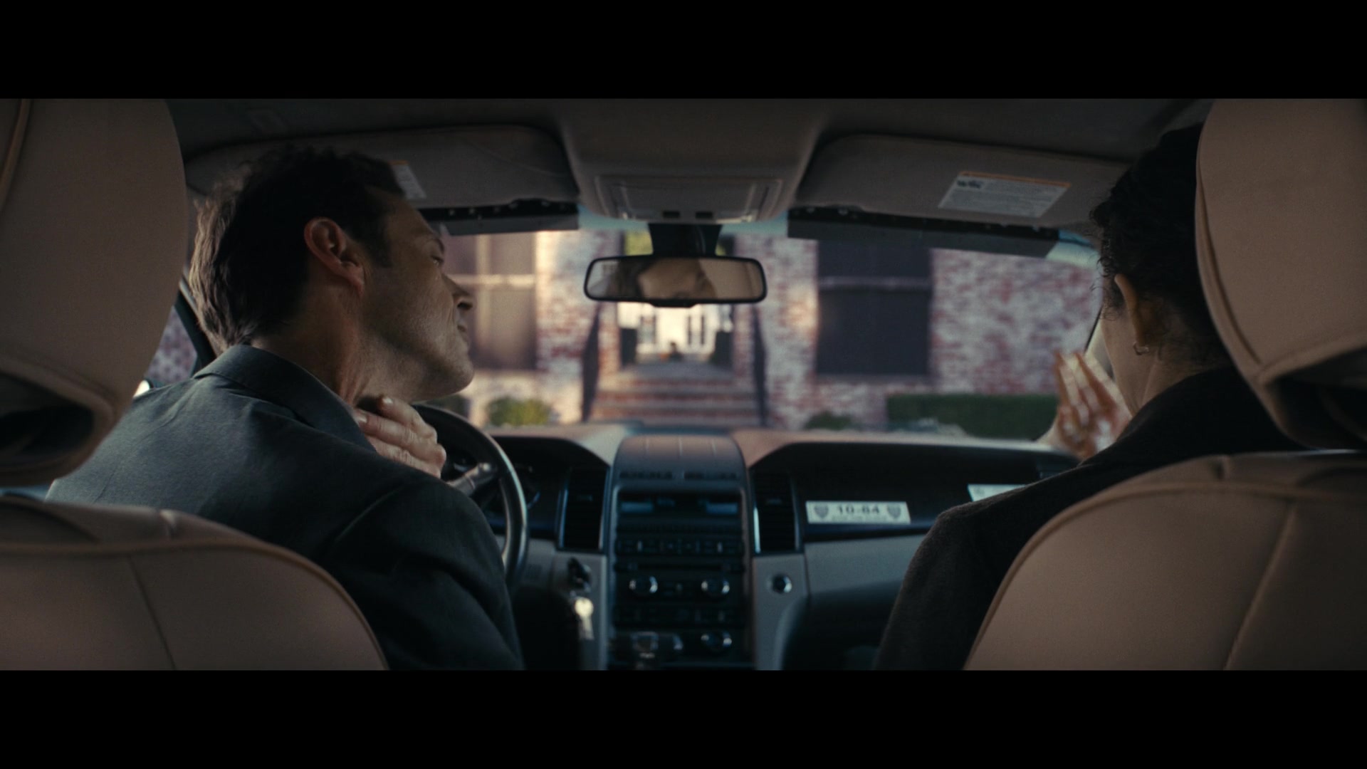 Furious_S01E02_My_Life_Had_Stood_A_Loaded_Gun_1080p_ERW_003323.jpg