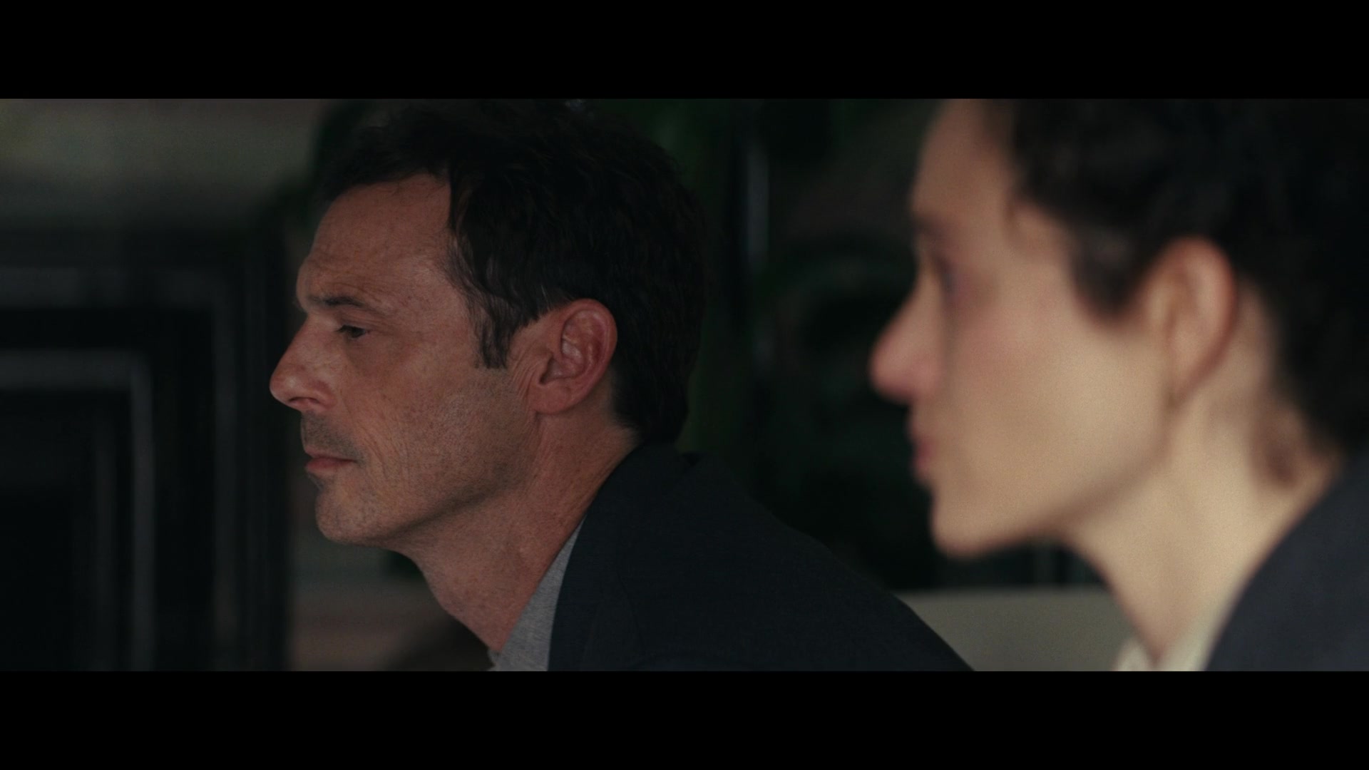 Furious_S01E02_My_Life_Had_Stood_A_Loaded_Gun_1080p_ERW_003428.jpg