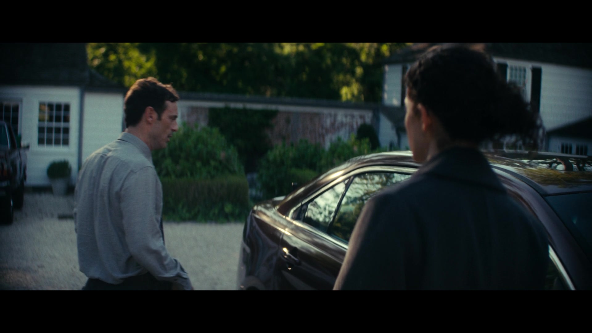 Furious_S01E02_My_Life_Had_Stood_A_Loaded_Gun_1080p_ERW_003845.jpg