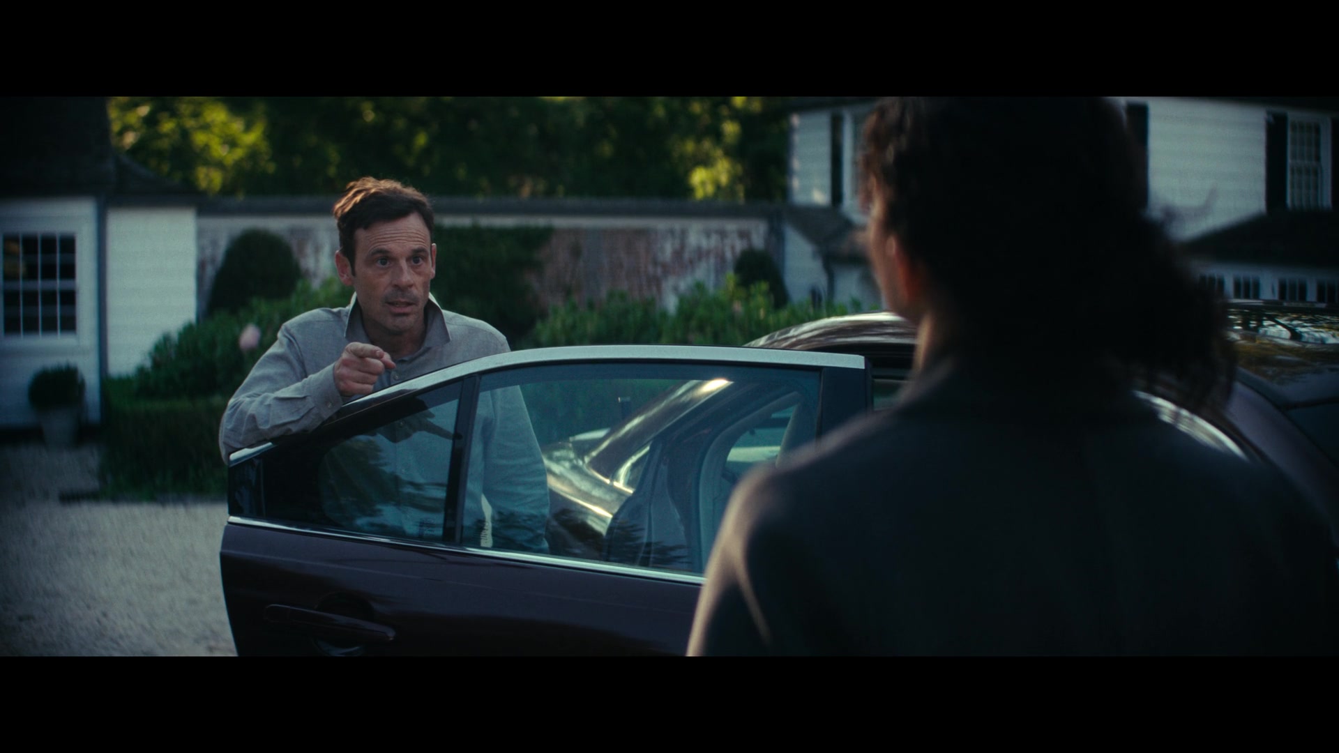 Furious_S01E02_My_Life_Had_Stood_A_Loaded_Gun_1080p_ERW_003868.jpg